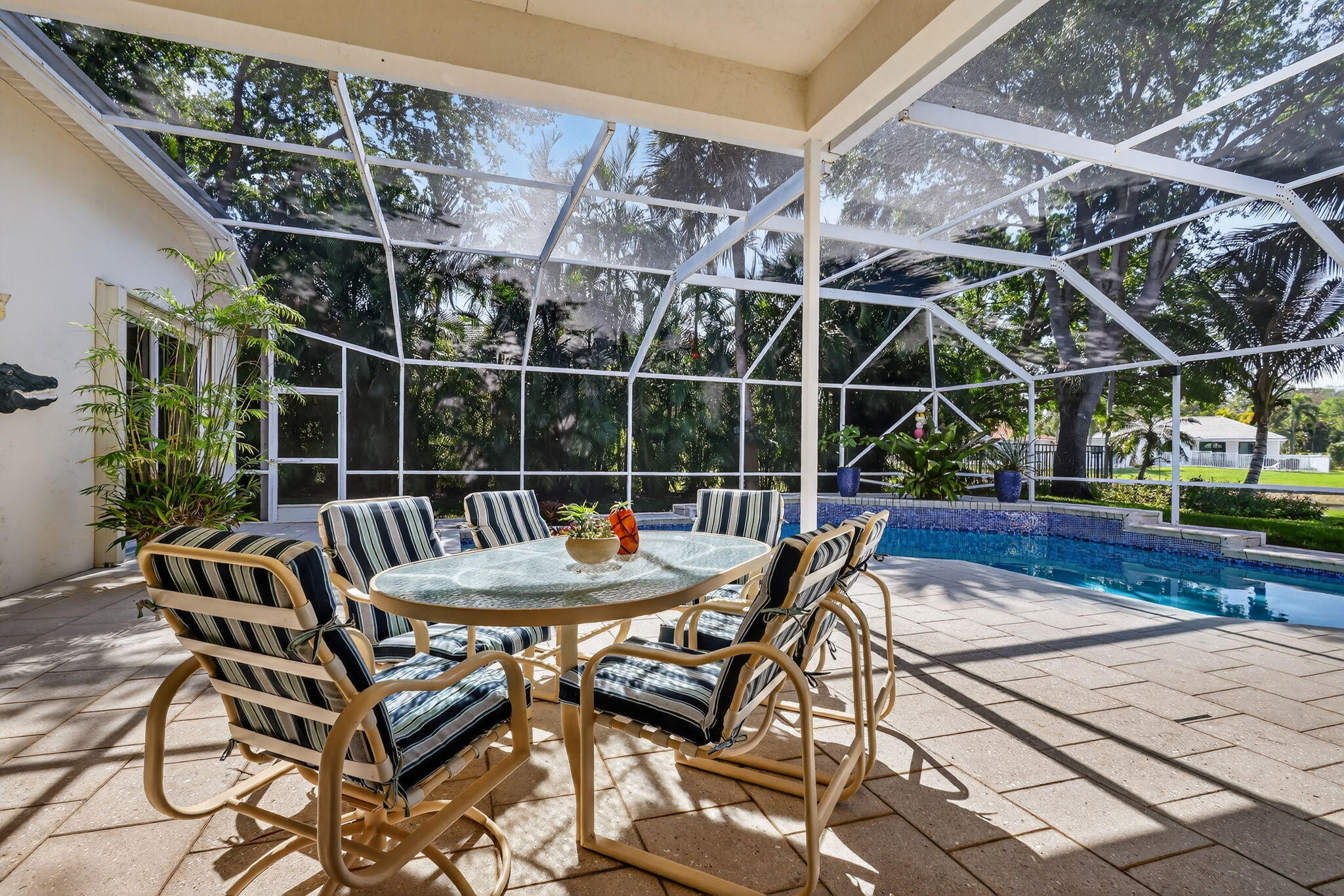 CYPRESS LAKE - Residential