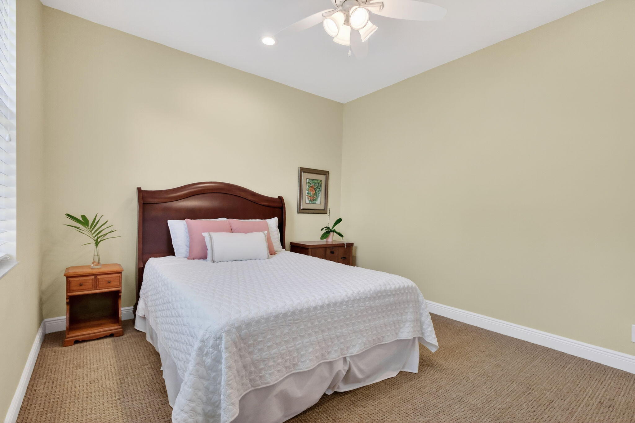 CYPRESS LAKE - Residential