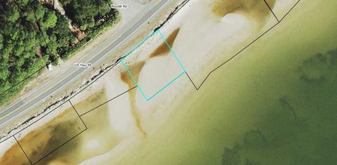 2202 HWY 98 E Carrabelle FL 32322