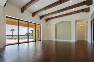 SNUG HARBOR - Residential