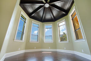 SNUG HARBOR - Residential