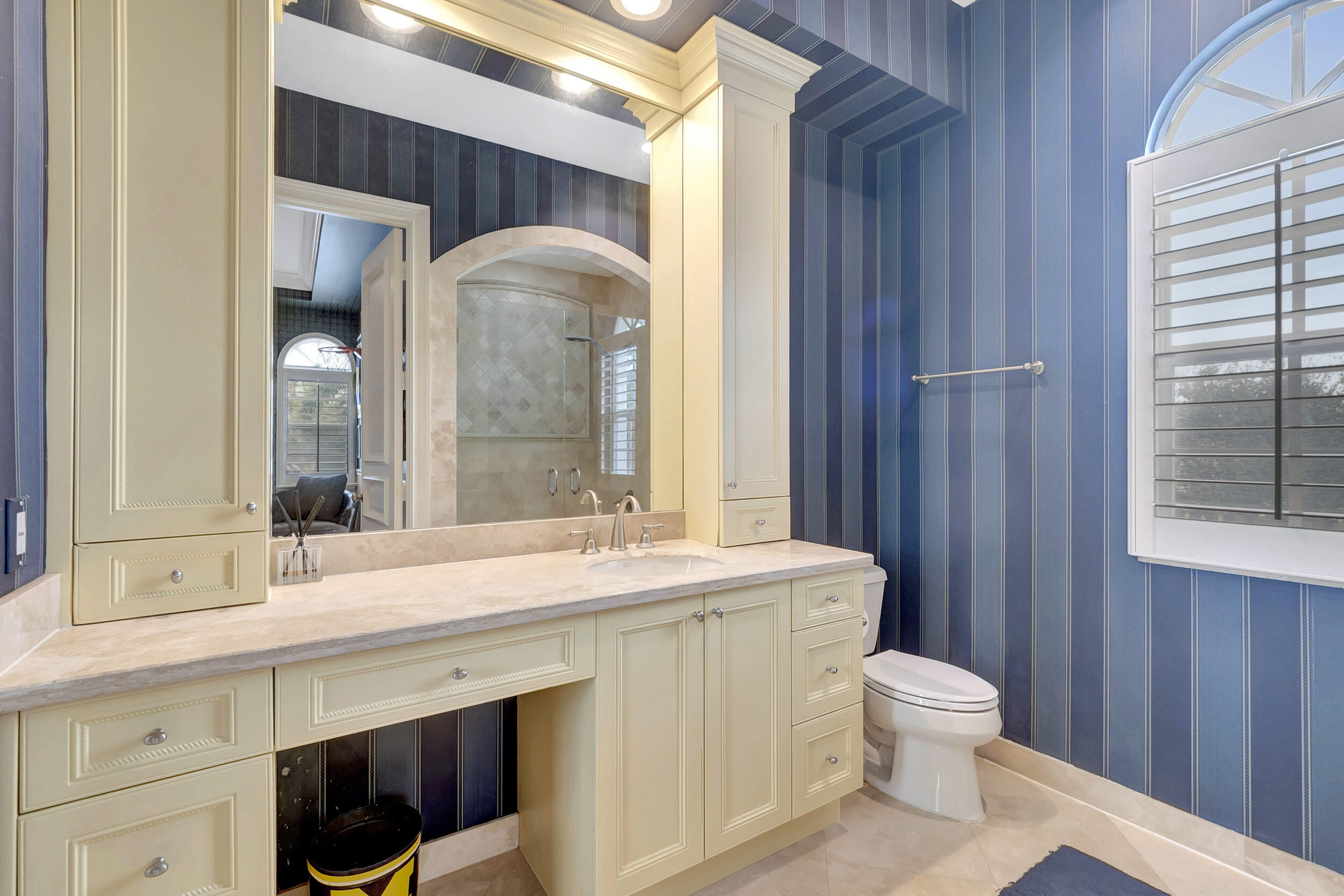 HAMPTONS AT WOODFIELD COUNTRY CLUB - Residential