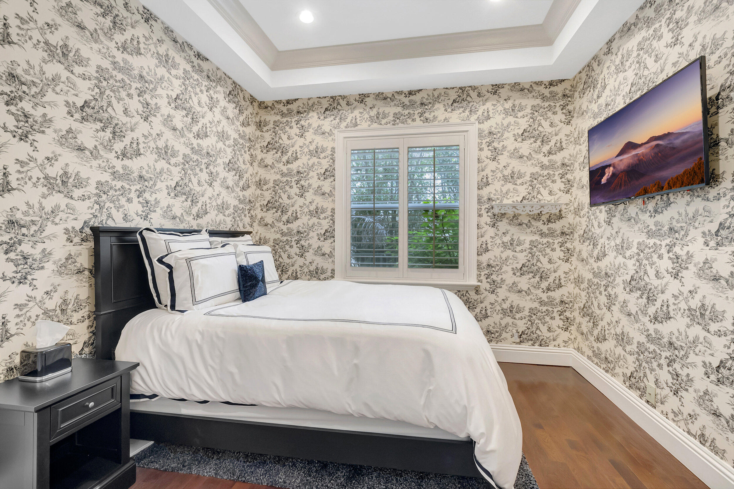 HAMPTONS AT WOODFIELD COUNTRY CLUB - Residential