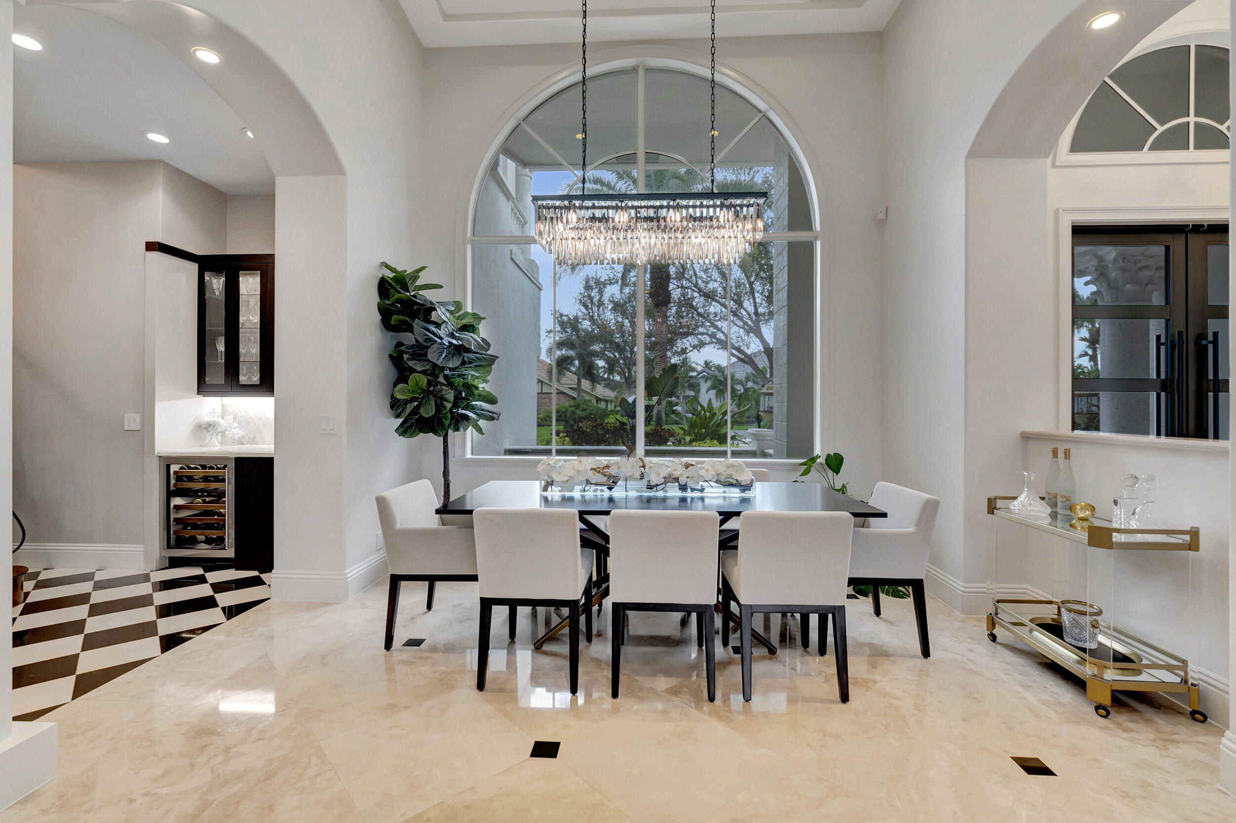 HAMPTONS AT WOODFIELD COUNTRY CLUB - Residential