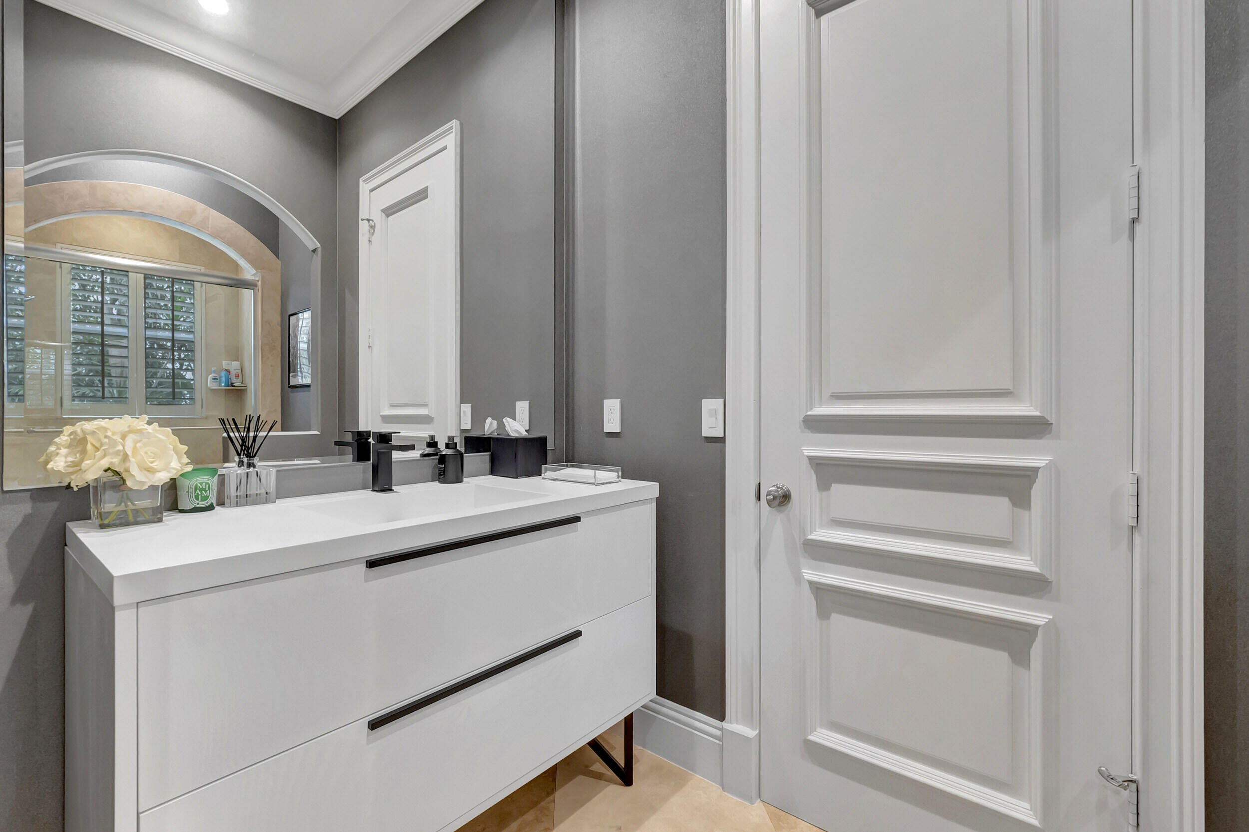 HAMPTONS AT WOODFIELD COUNTRY CLUB - Residential