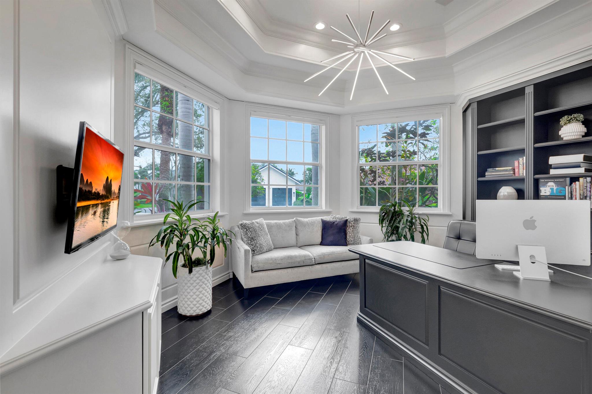 HAMPTONS AT WOODFIELD COU - Residential