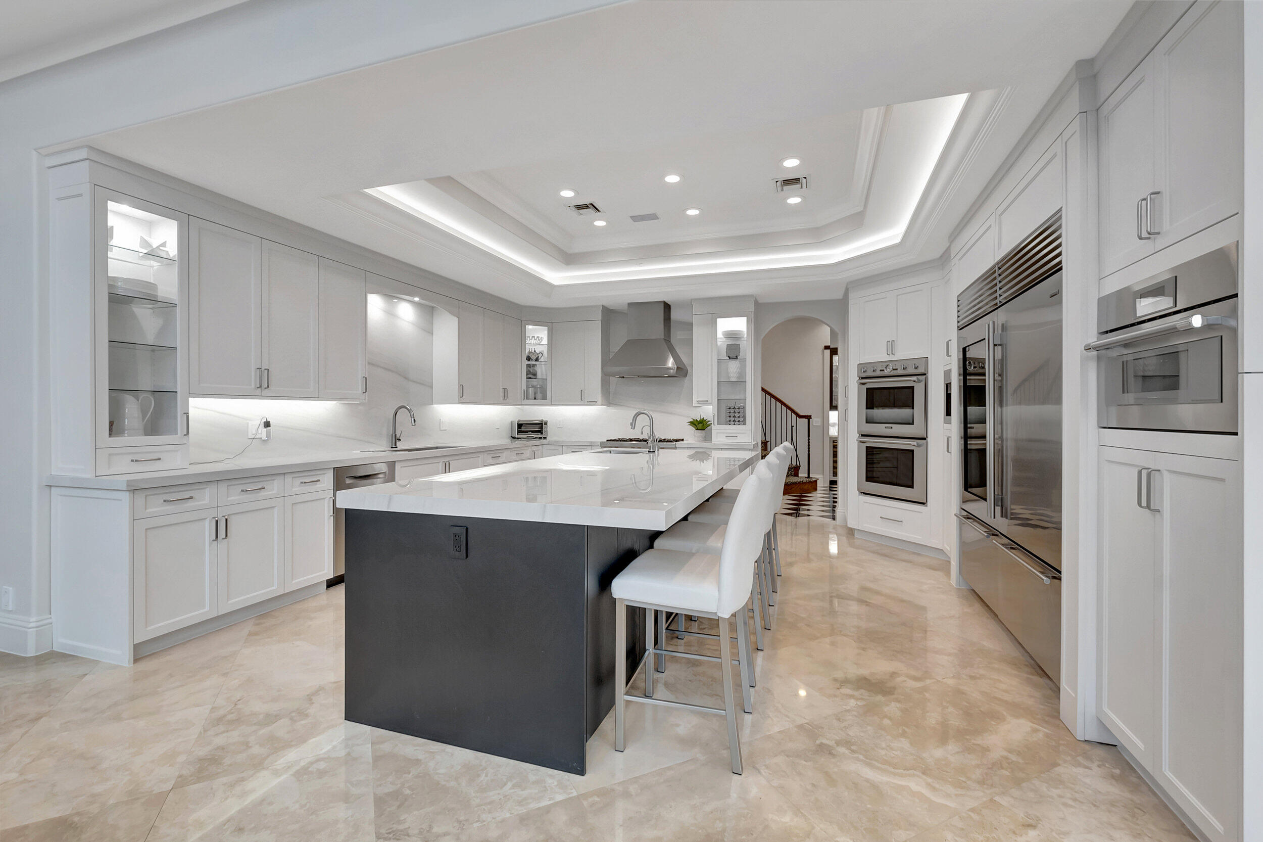 HAMPTONS AT WOODFIELD COUNTRY CLUB - Residential