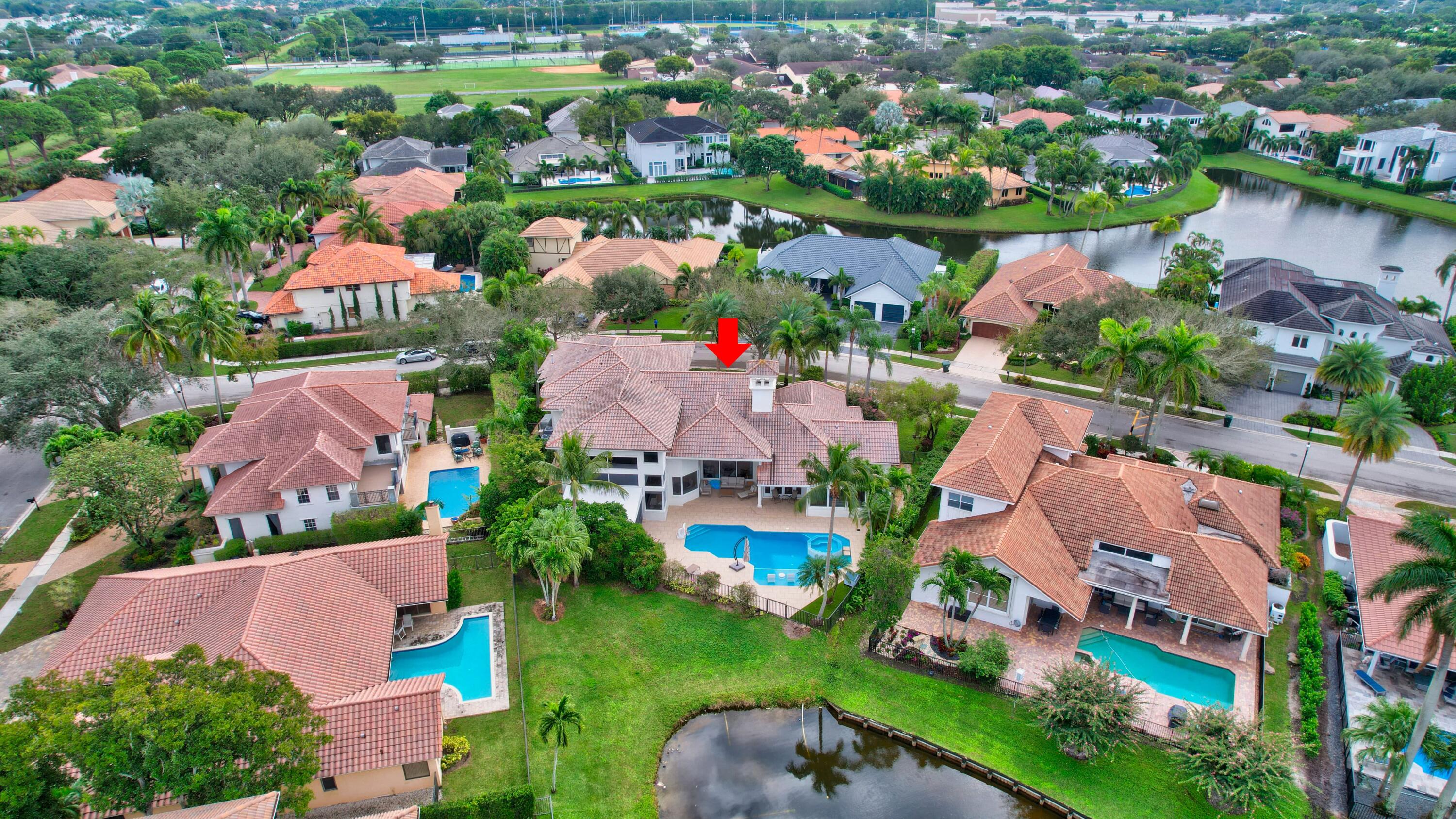 HAMPTONS AT WOODFIELD COUNTRY CLUB - Residential