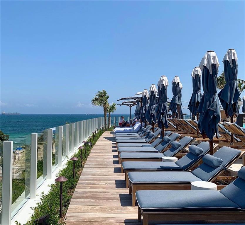 Four Seasons - Residential