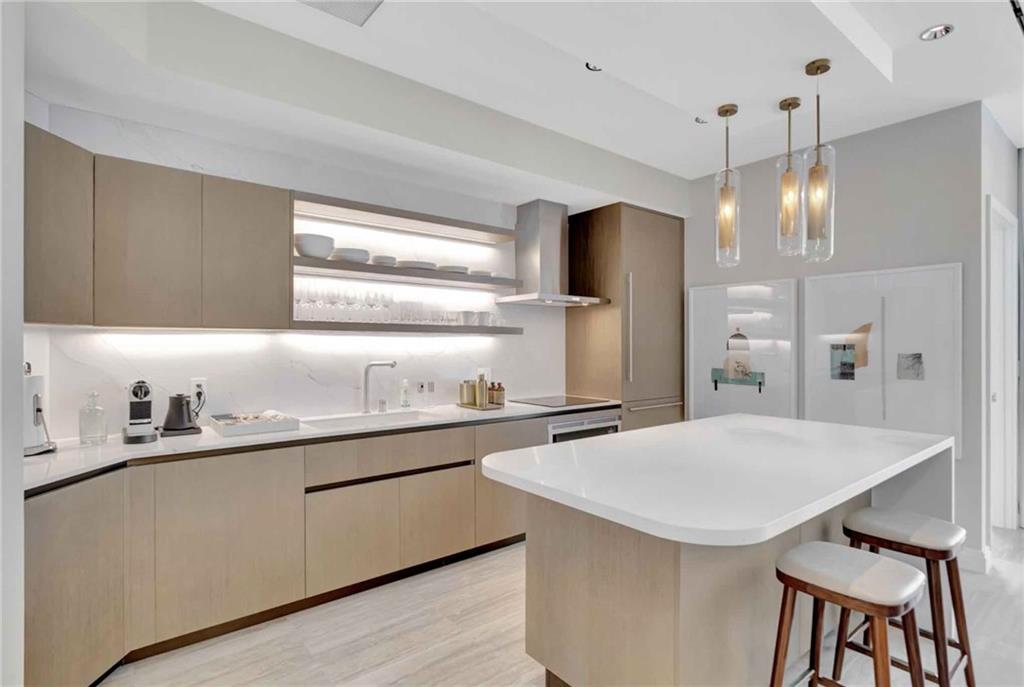 Four Seasons - Residential