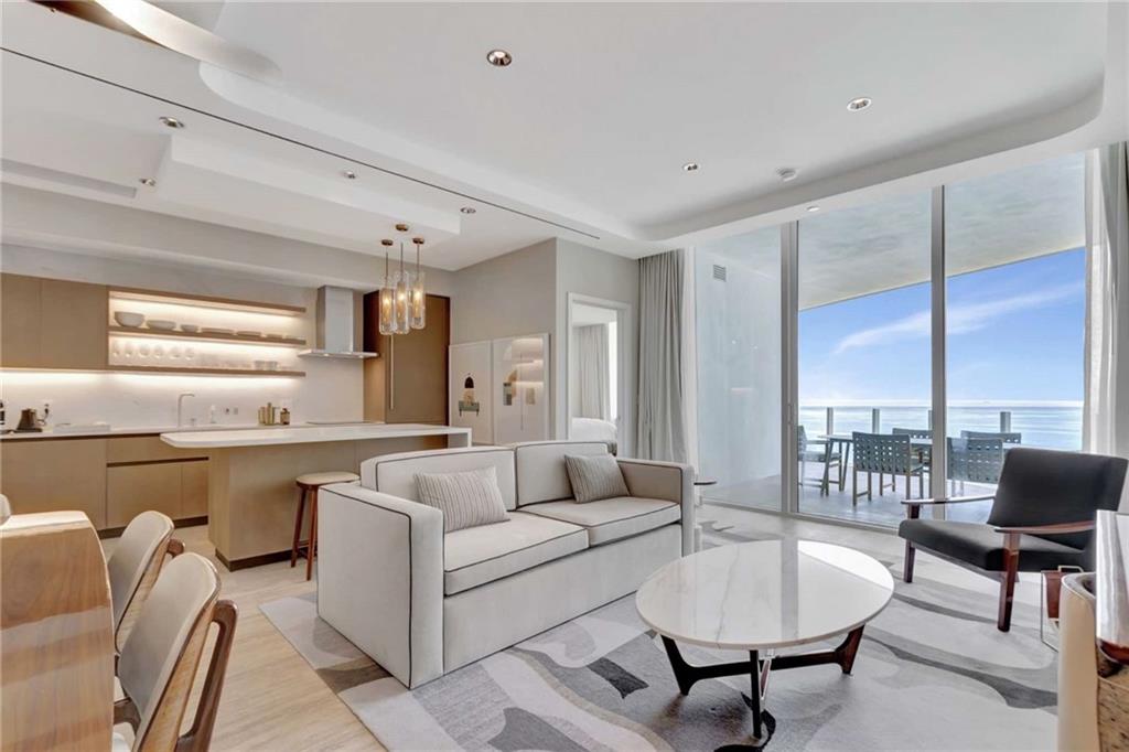 Four Seasons - Residential