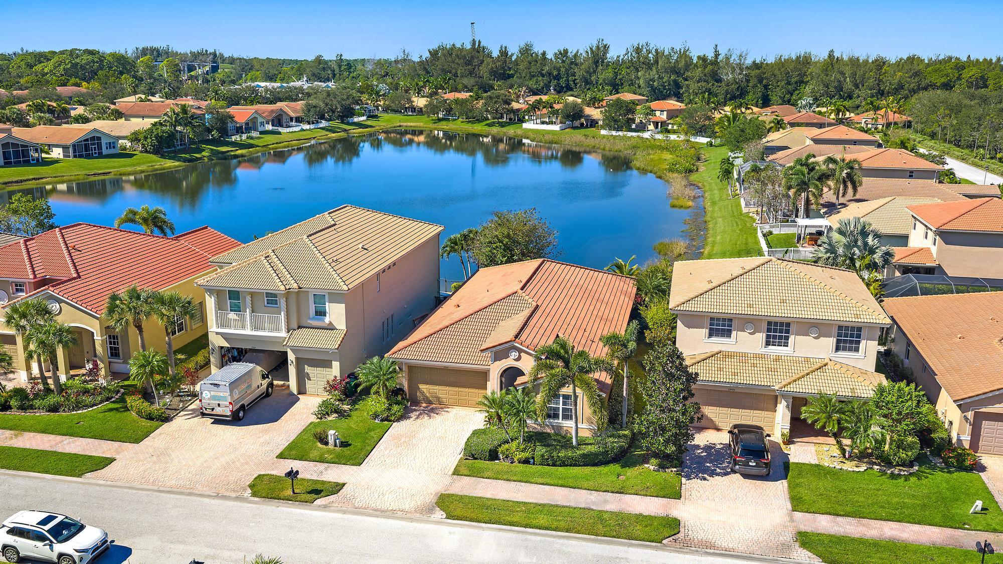 RIVER MARINA - Residential