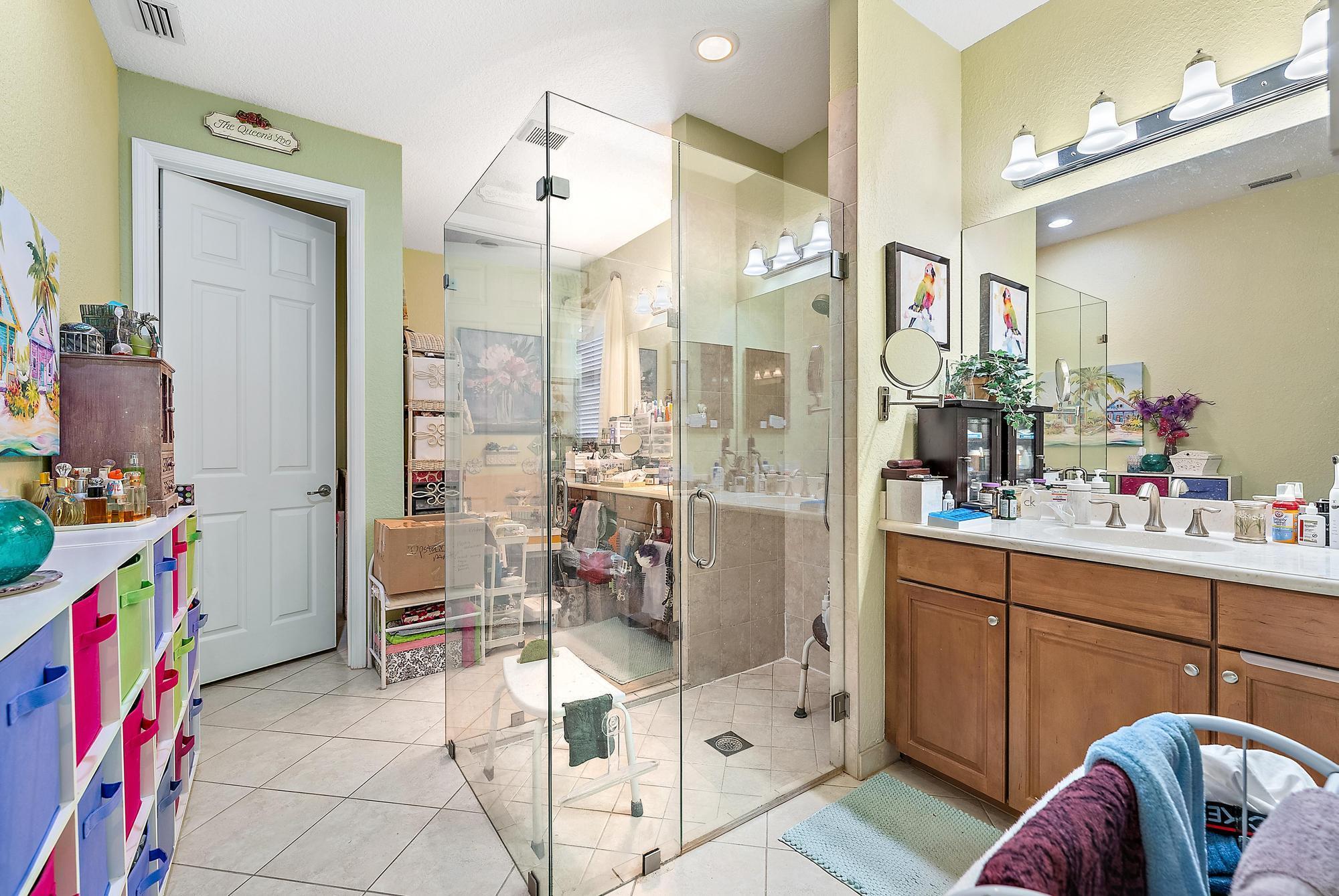 RIVER MARINA - Residential