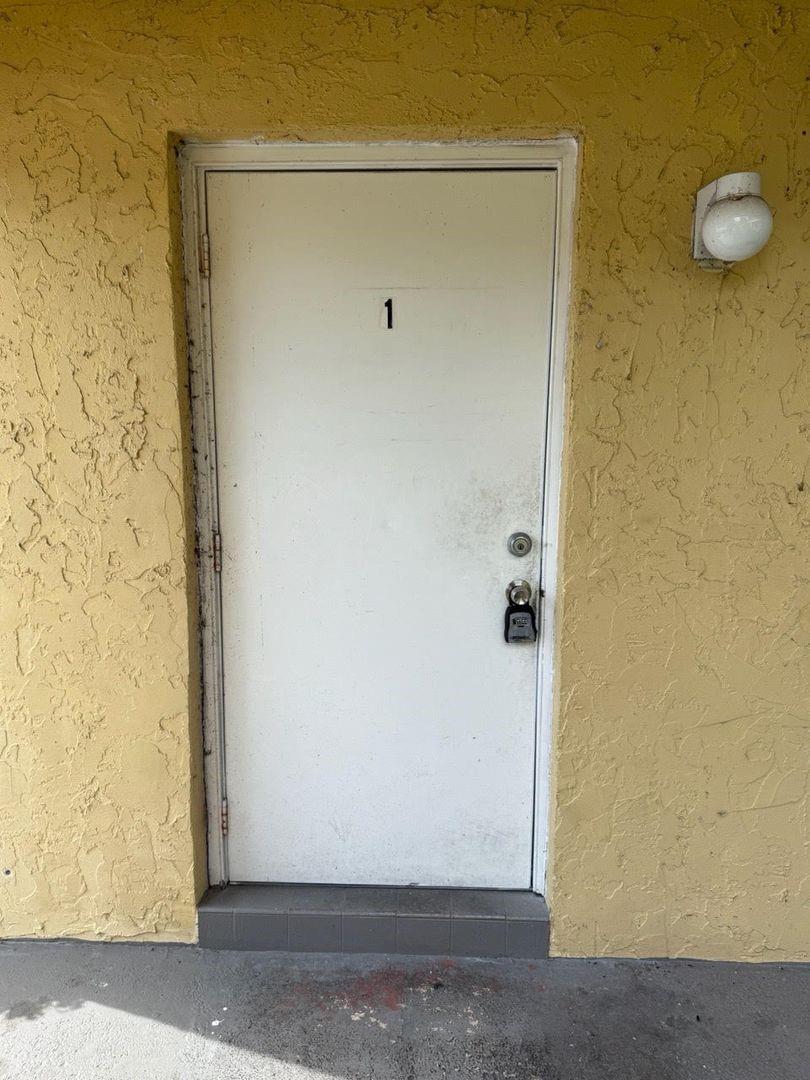 Coconut Creek 10th Sec 70 - Residential Lease
