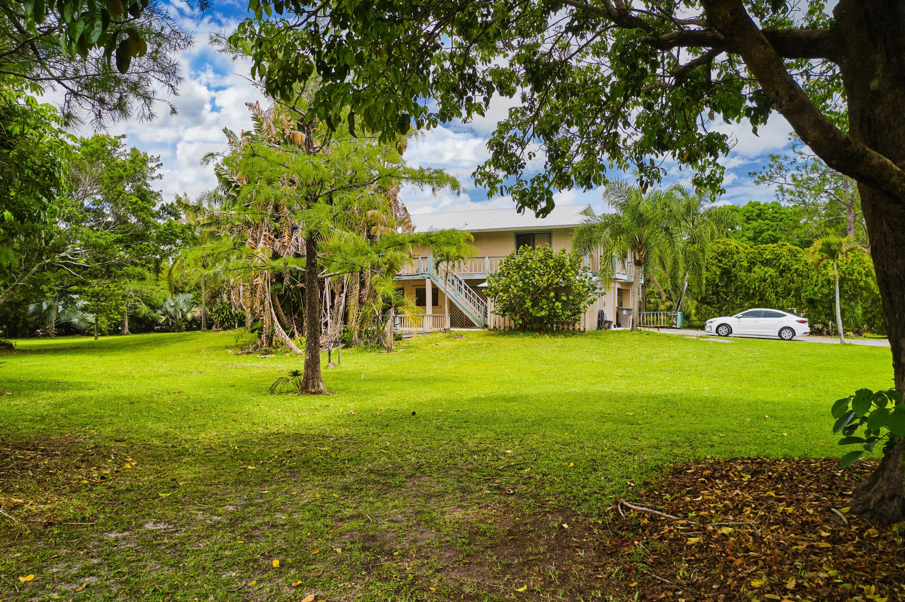 Palm Beach Country Estates - Residential