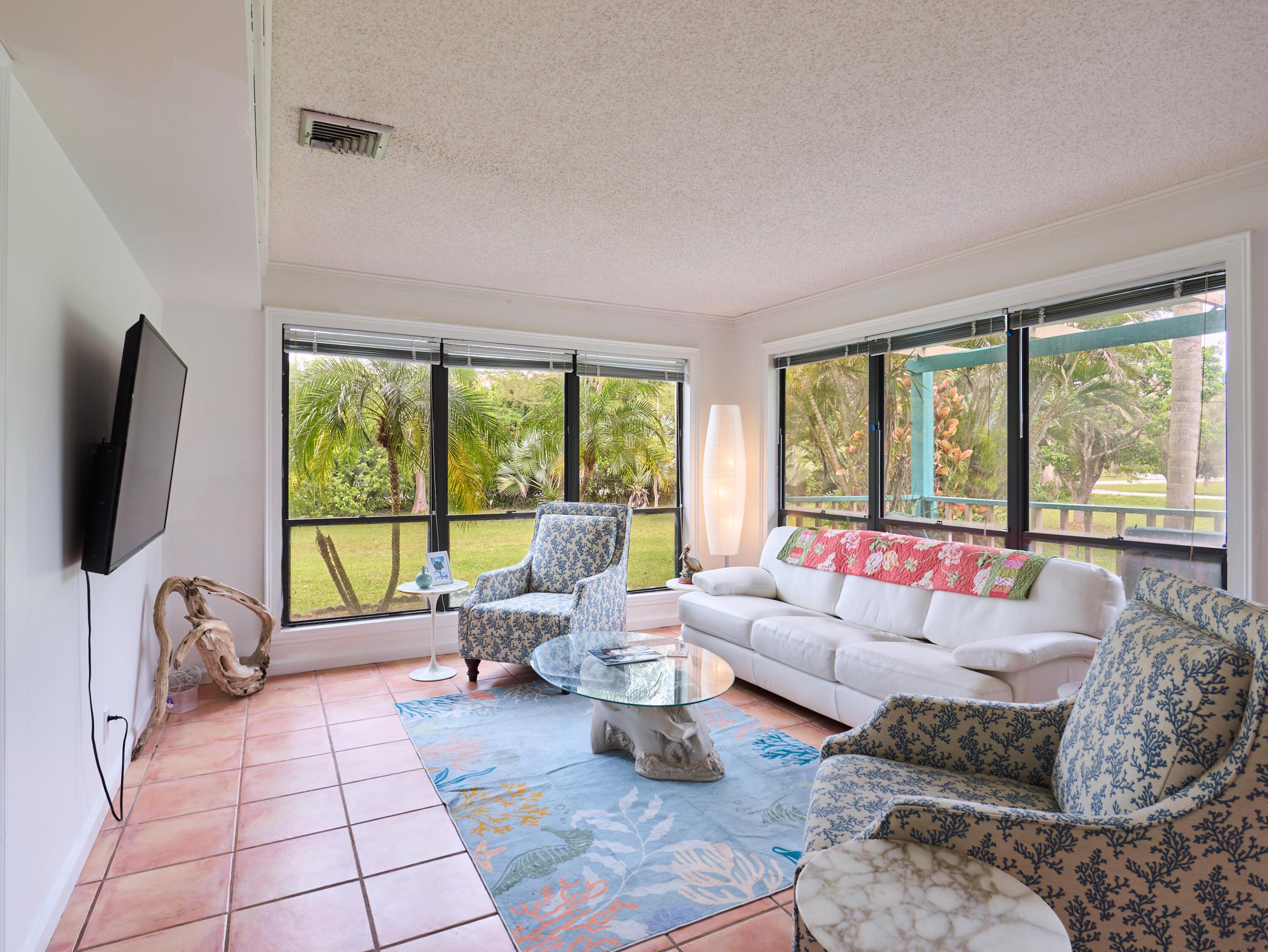 Palm Beach Country Estates - Residential