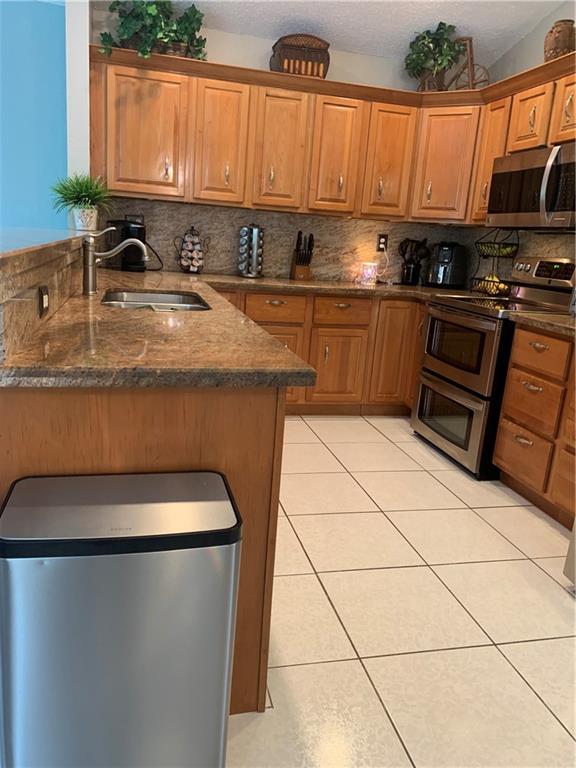 BROOKSIDE - Residential