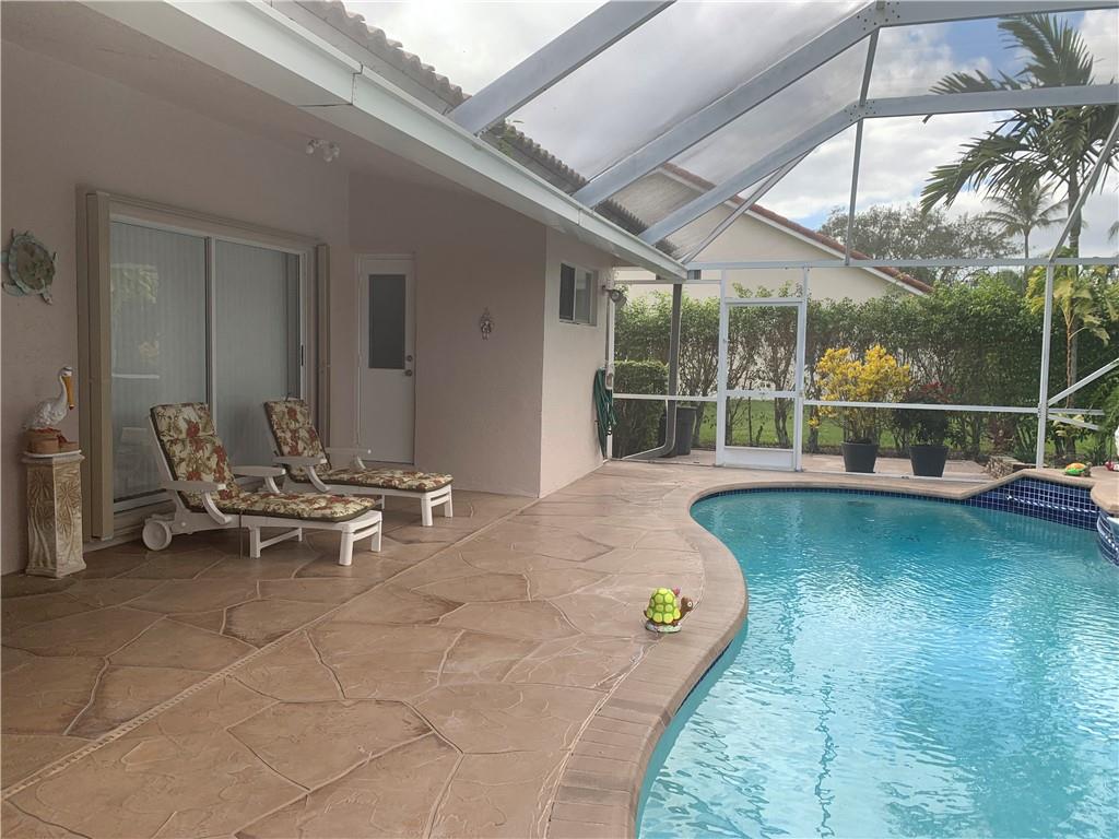 BROOKSIDE - Residential