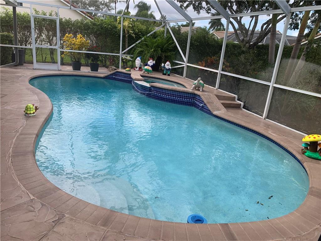BROOKSIDE - Residential