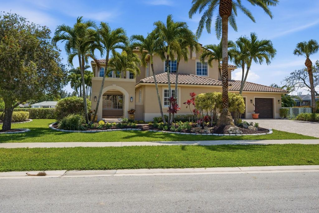 Photo of 11788 Knightsbridge Place, Wellington, FL 33449 (MLS # B26019419)