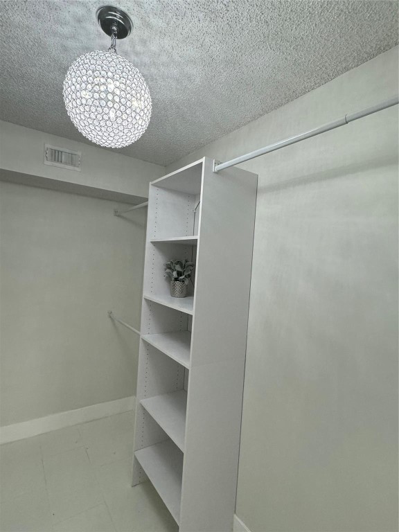 Edgewater Condo - Residential Lease