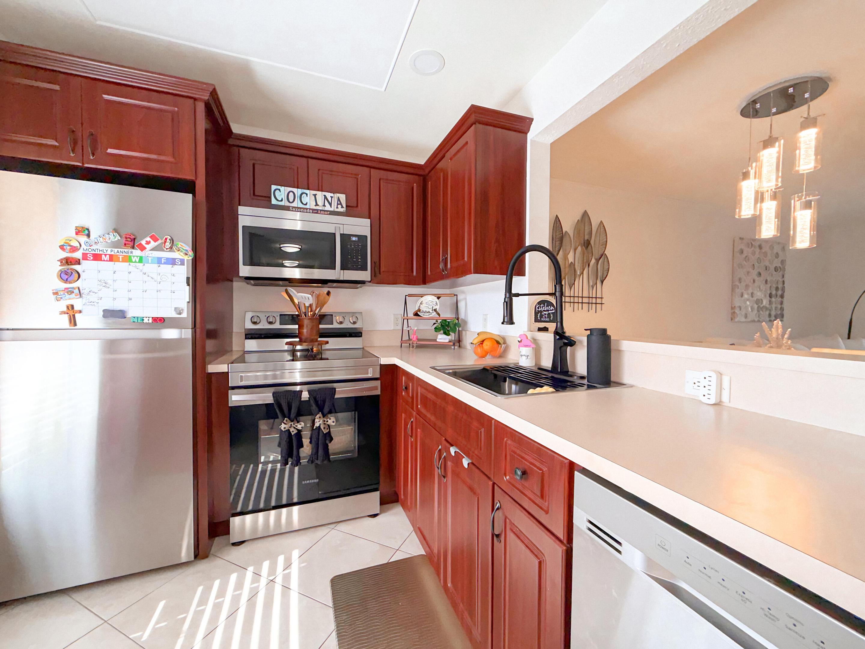 5750 NW 64th Avenue 306
