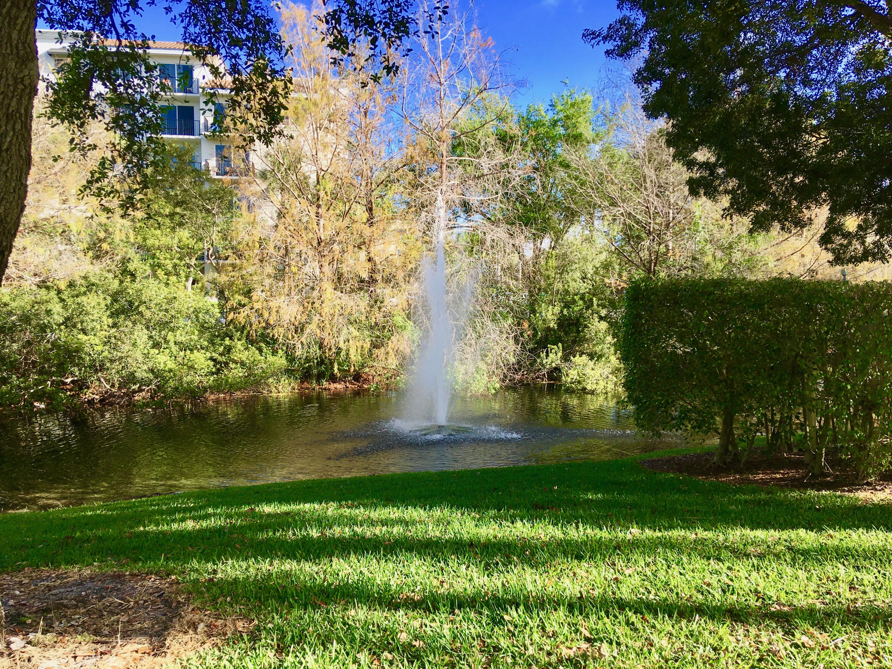 VIZCAYA LAKES CONDO - Residential Lease