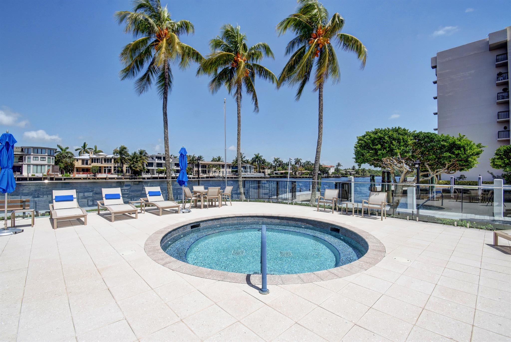 YACHT & RACQUET CLUB OF BOCA RATON CONDO - Residential