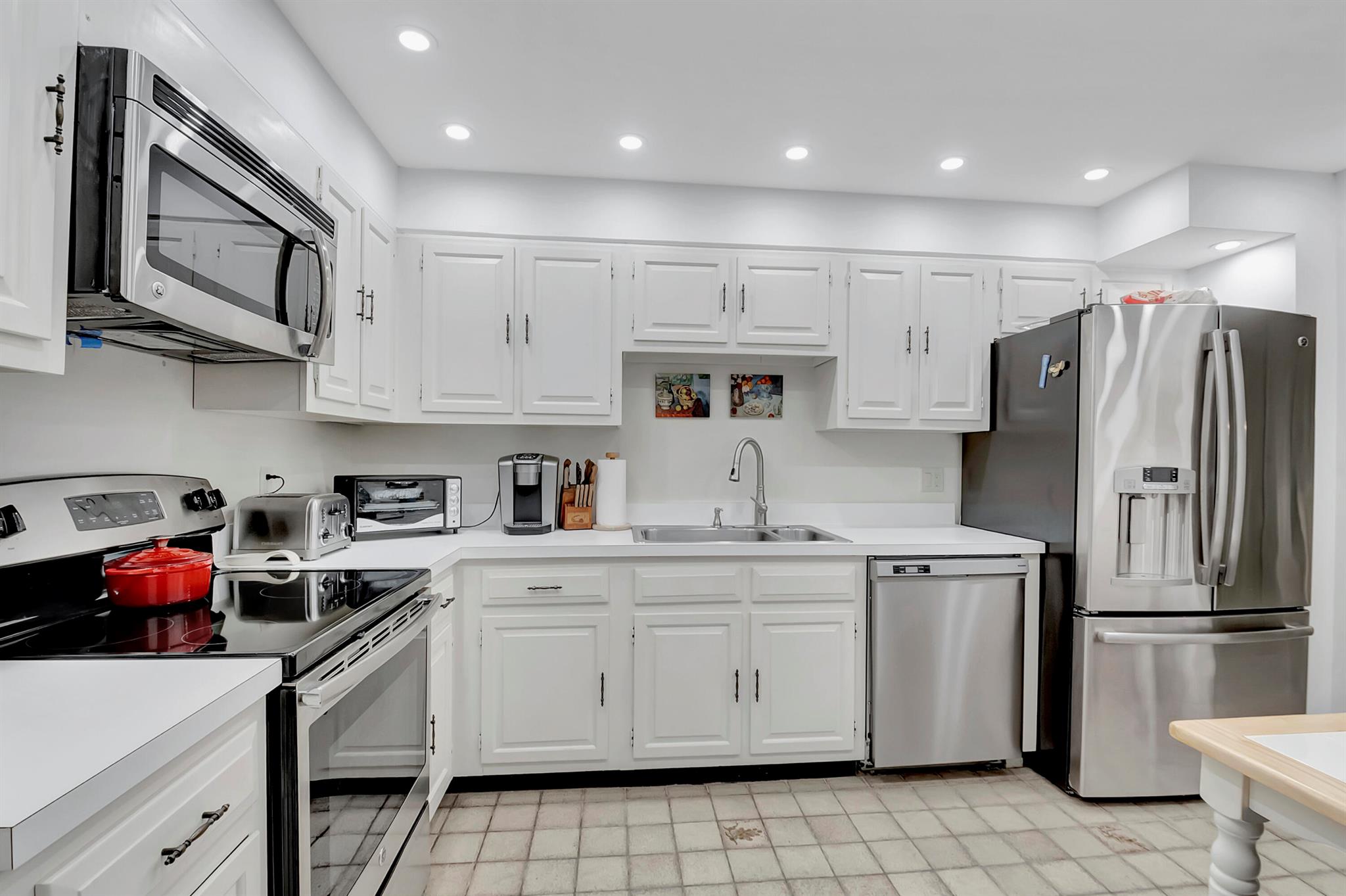 YACHT & RACQUET CLUB OF BOCA RATON CONDO - Residential