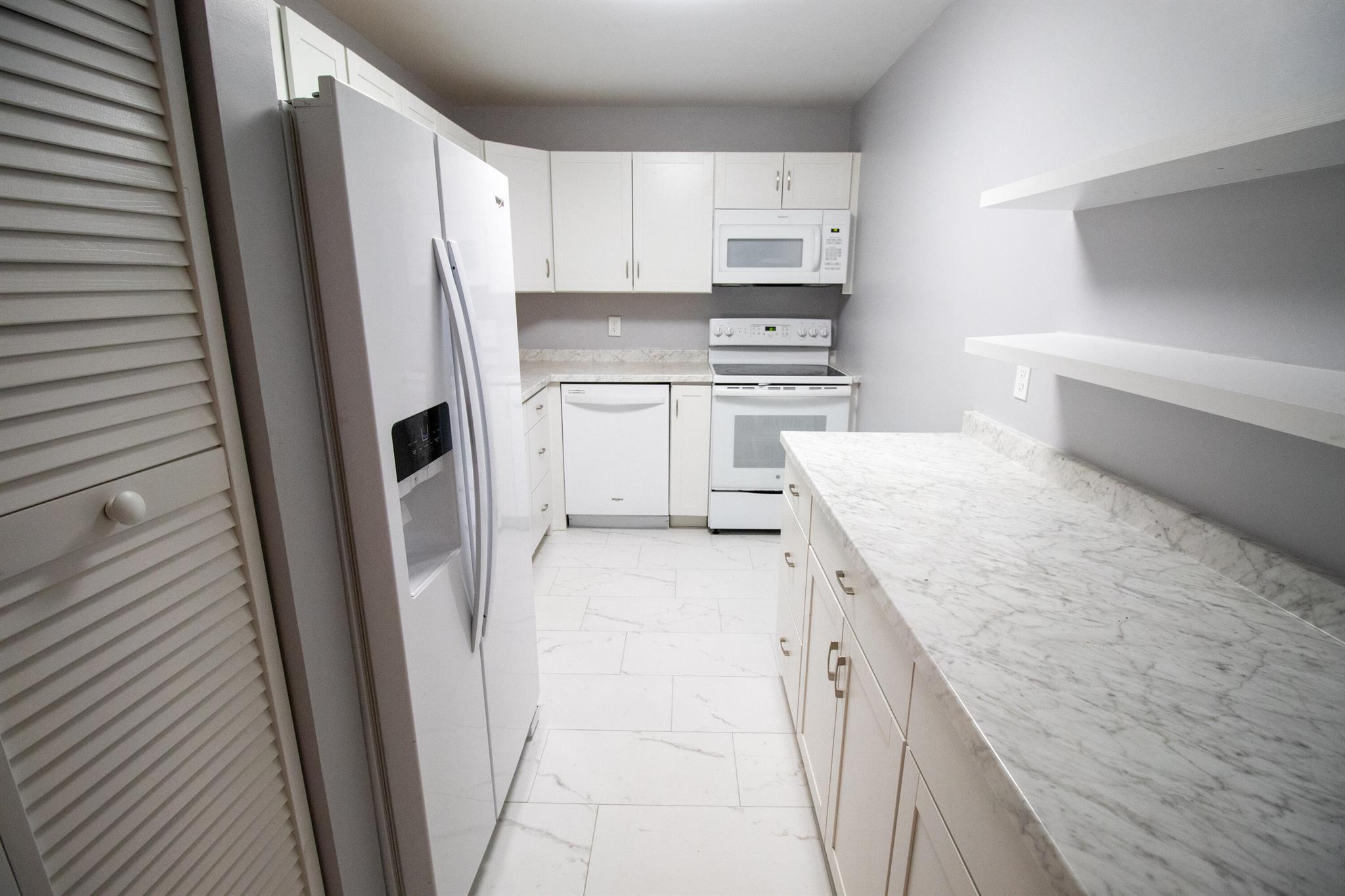 10168 S 40th Trail 278