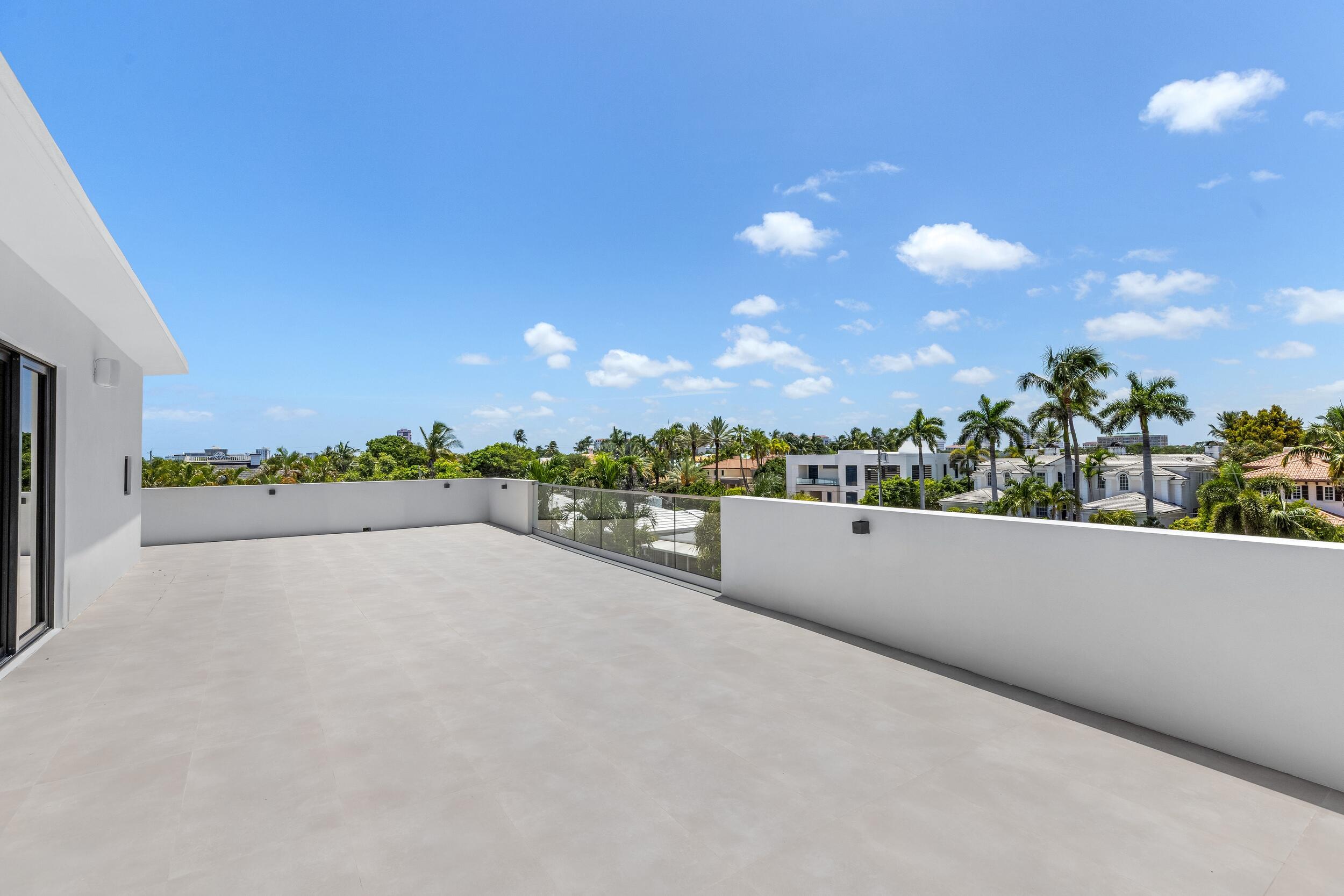 BOCA RATON RIVIERA UNIT D - Residential