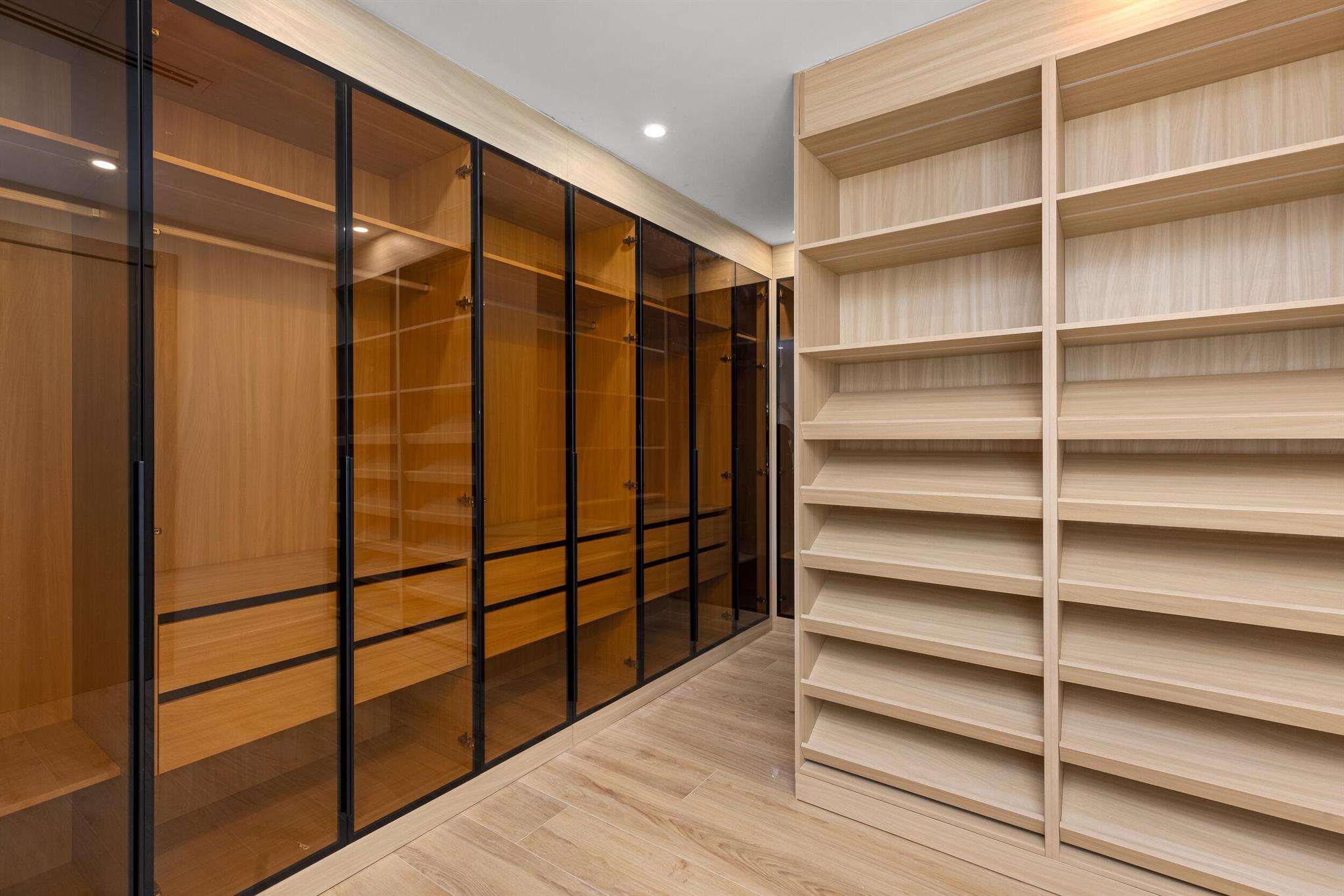 BOCA RATON RIVIERA UNIT D - Residential