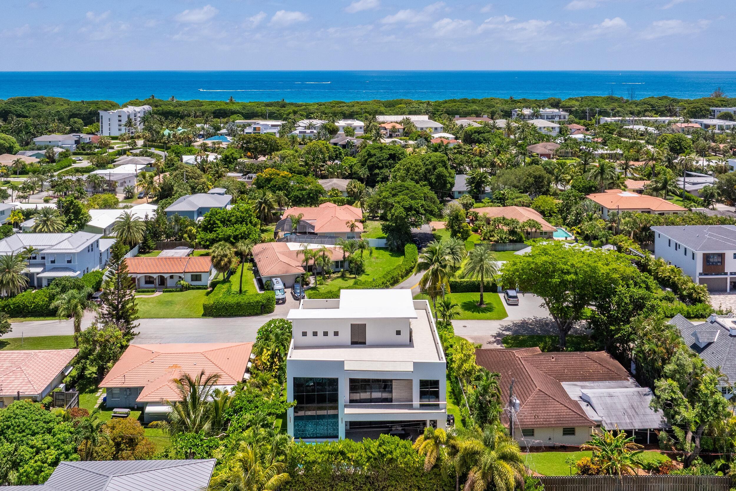 BOCA RATON RIVIERA UNIT D - Residential