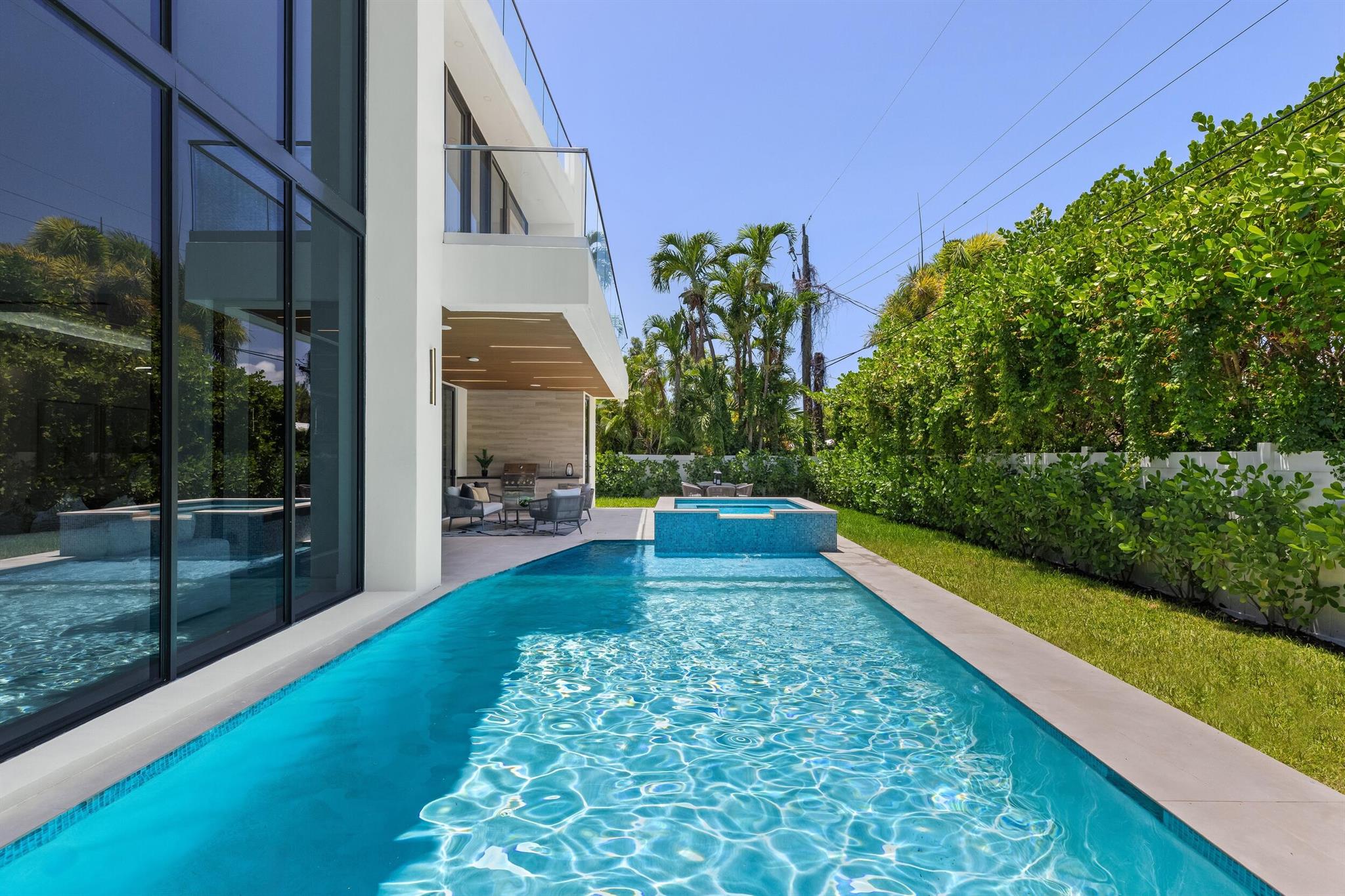 BOCA RATON RIVIERA UNIT D - Residential