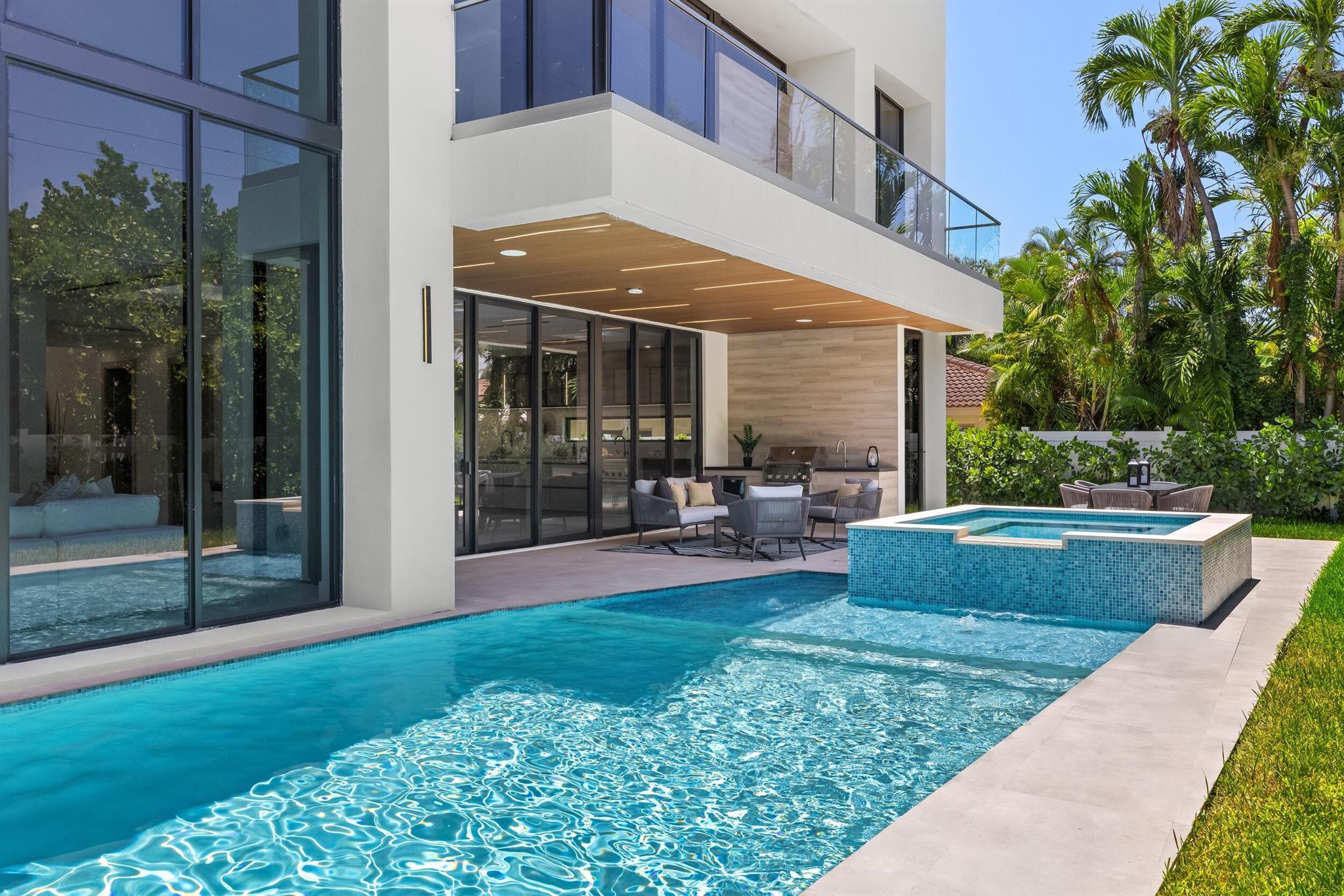 BOCA RATON RIVIERA UNIT D - Residential