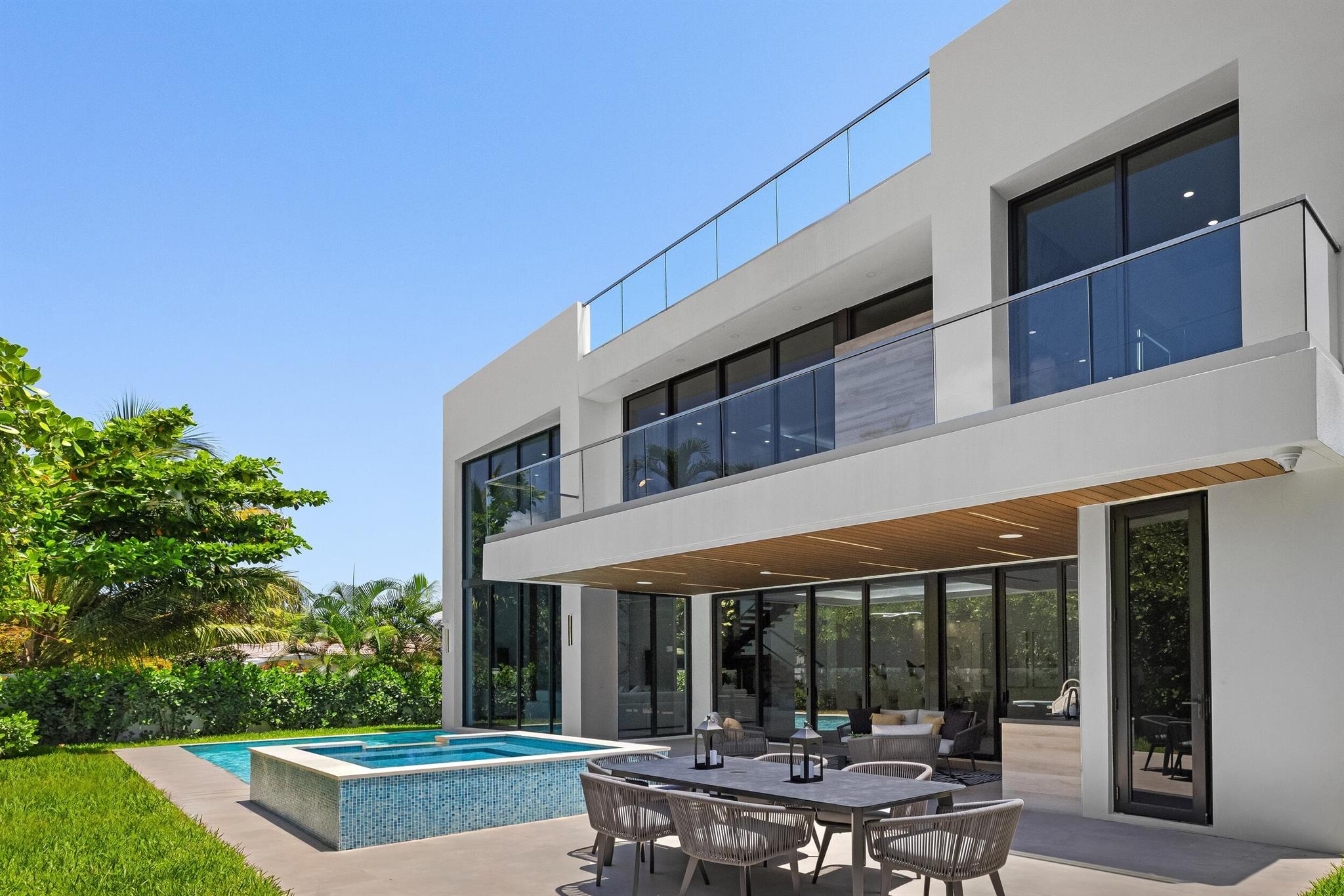 BOCA RATON RIVIERA UNIT D - Residential