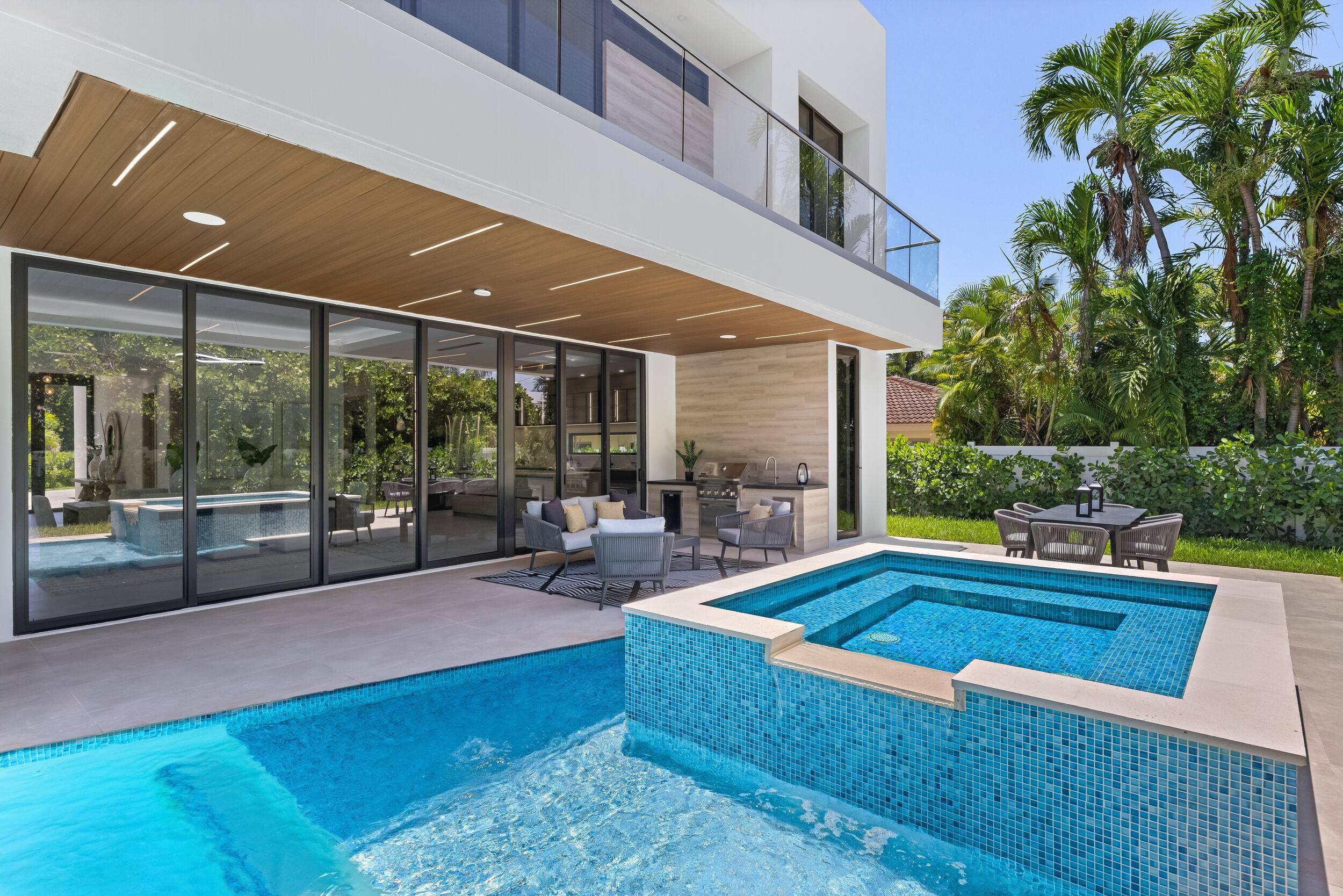 BOCA RATON RIVIERA UNIT D - Residential