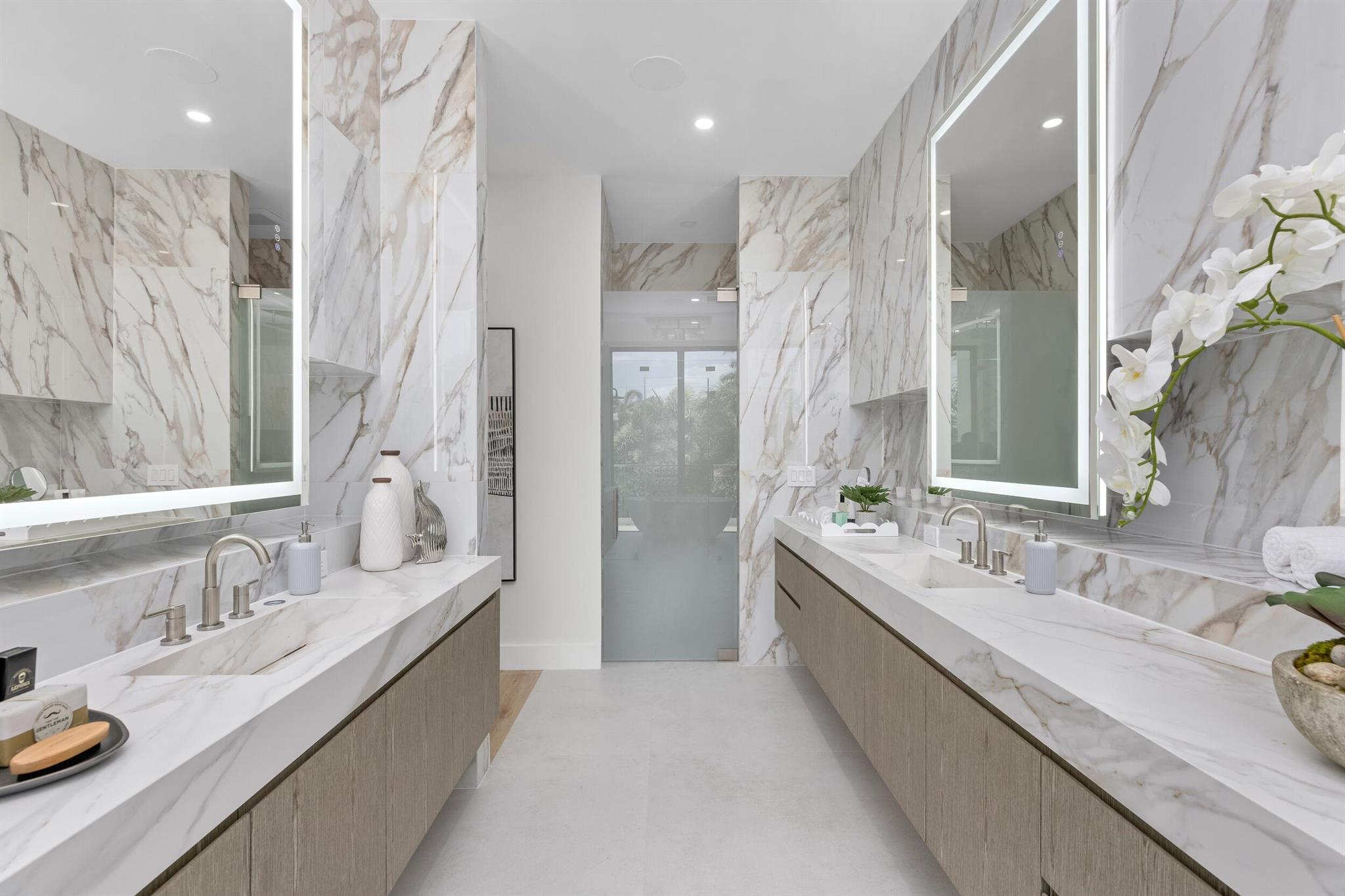 BOCA RATON RIVIERA UNIT D - Residential