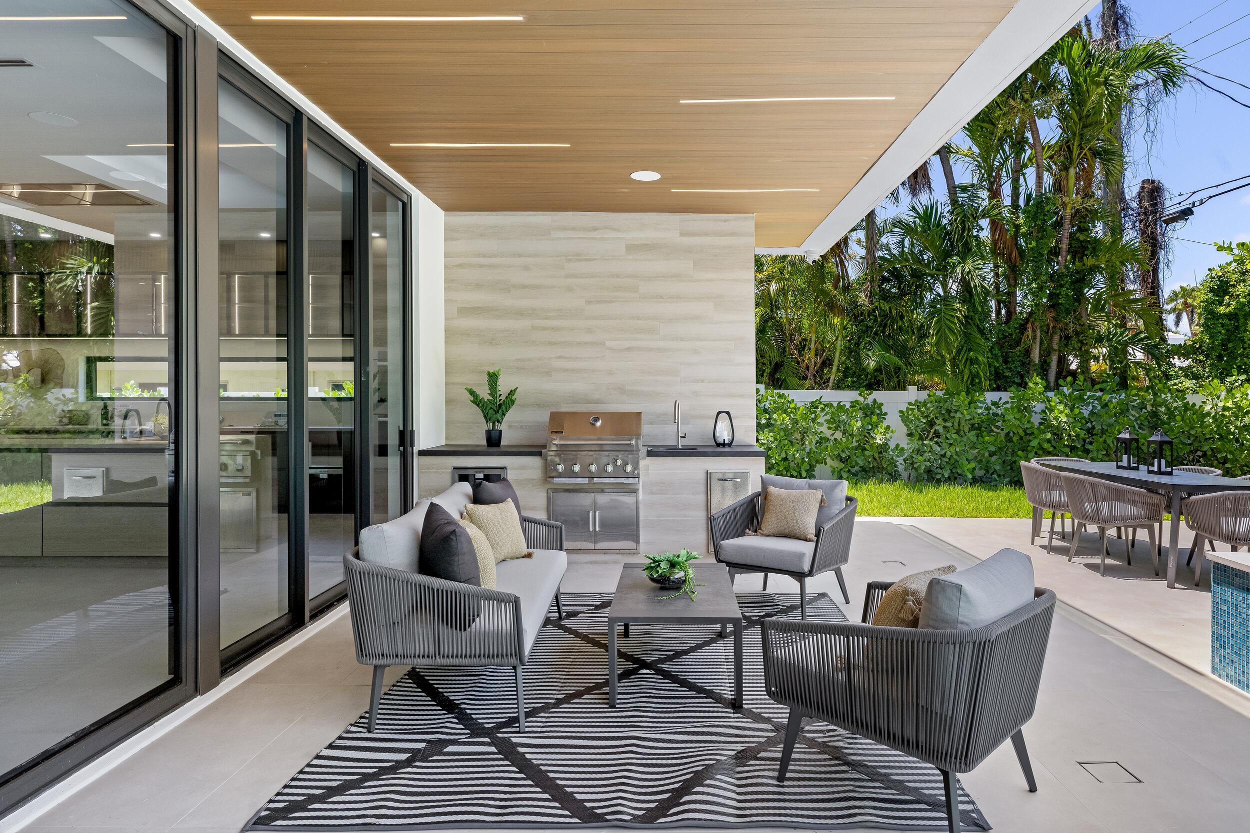 BOCA RATON RIVIERA UNIT D - Residential