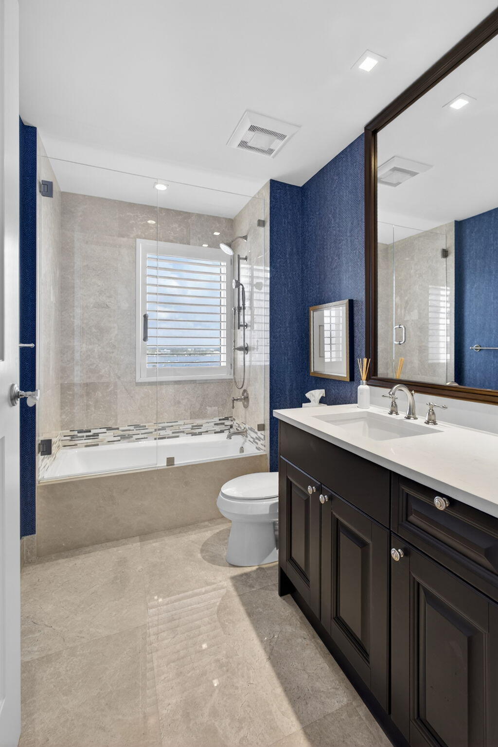 2700 NORTH OCEAN CONDO - Residential