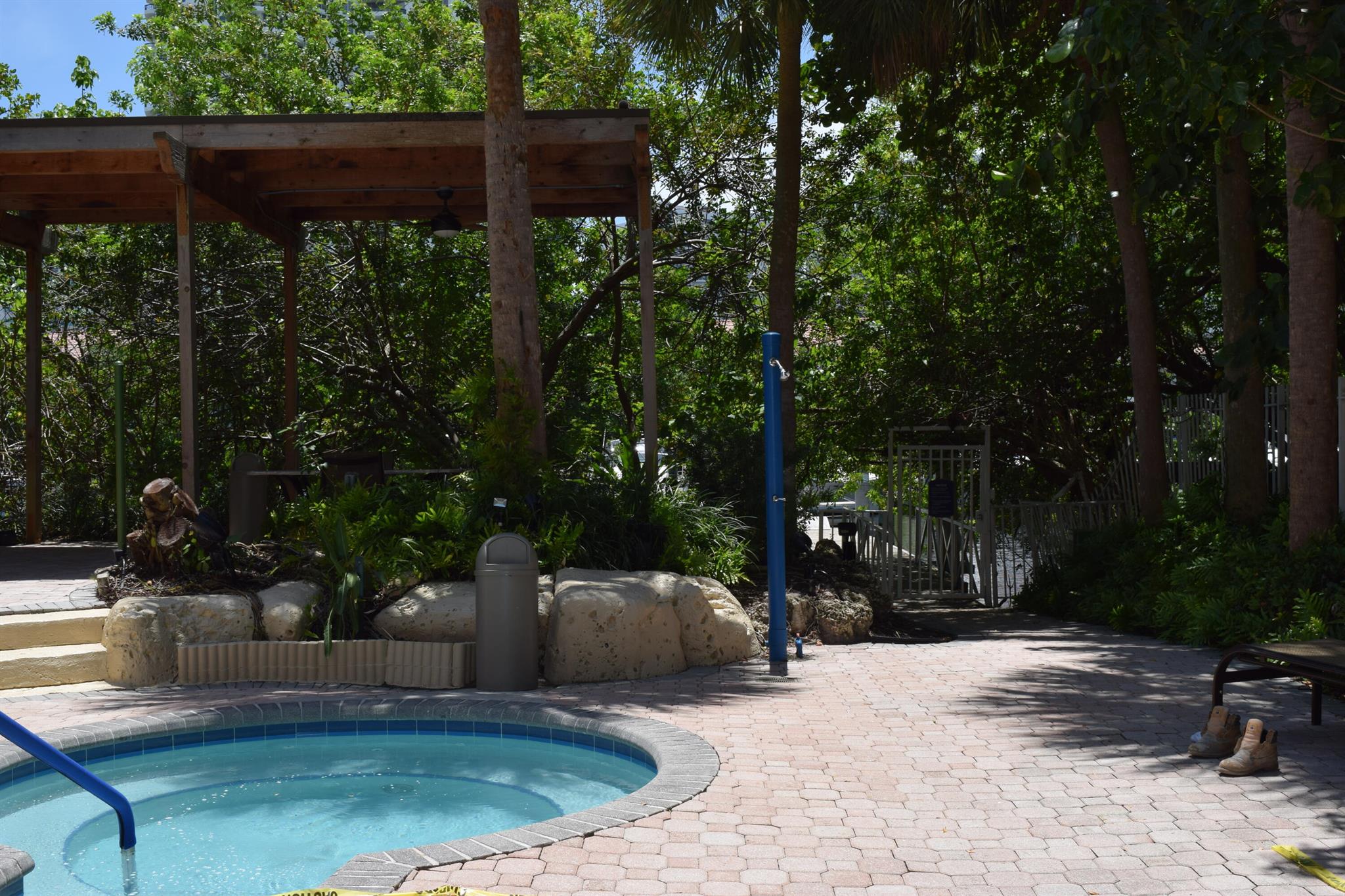 MYSTIC POINTE TOWER 600 C - Residential Lease