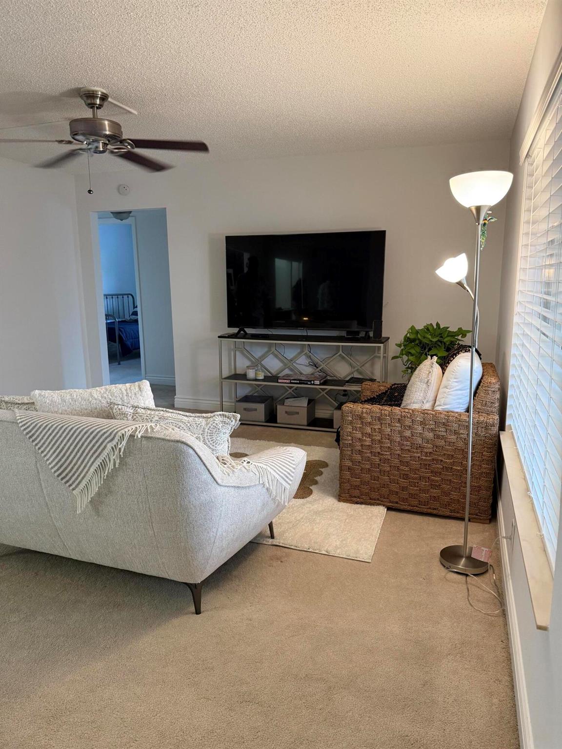 307 Knotty Pine Circle D-1