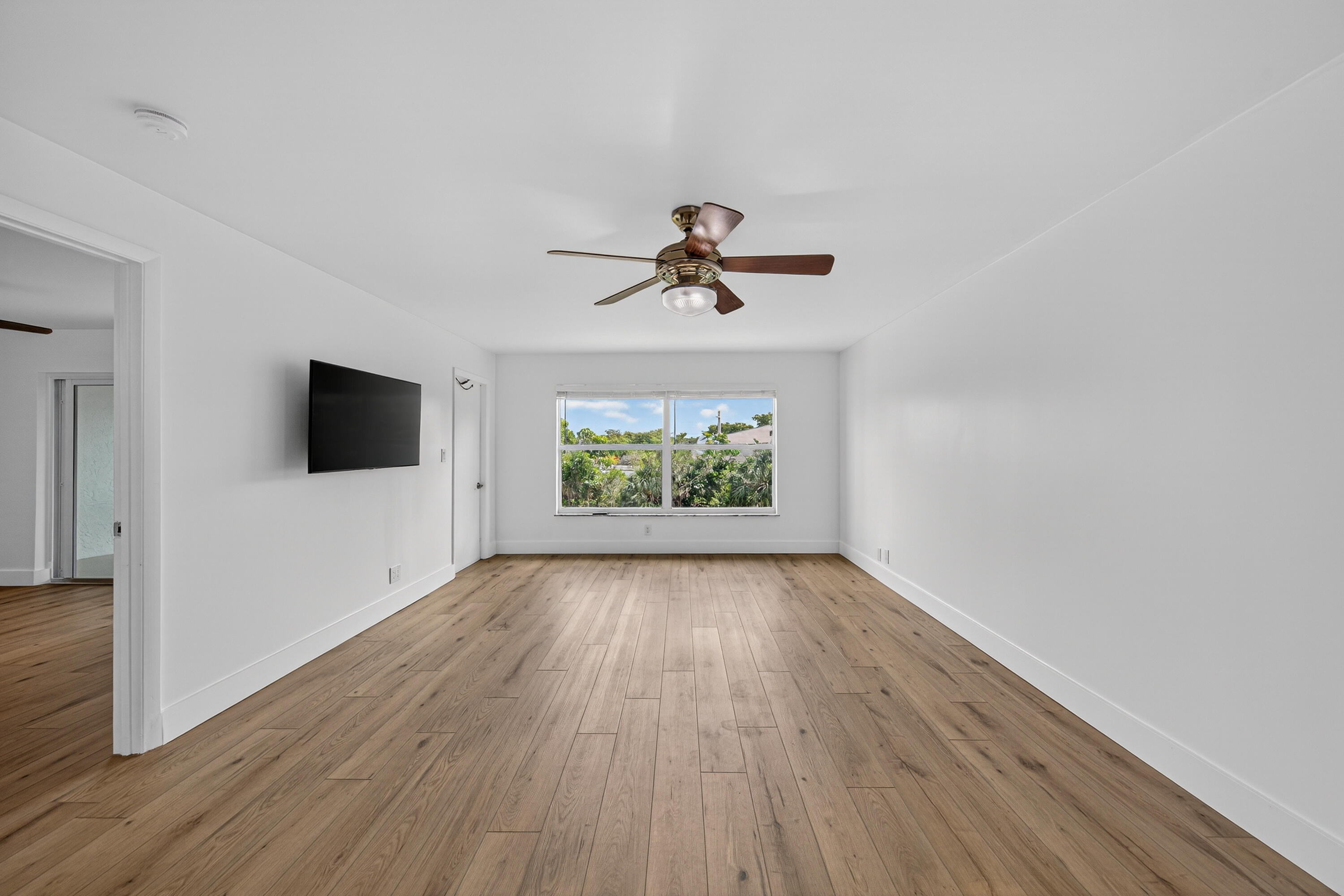 ROYAL PARK GARDENS I-J CONDO - Residential