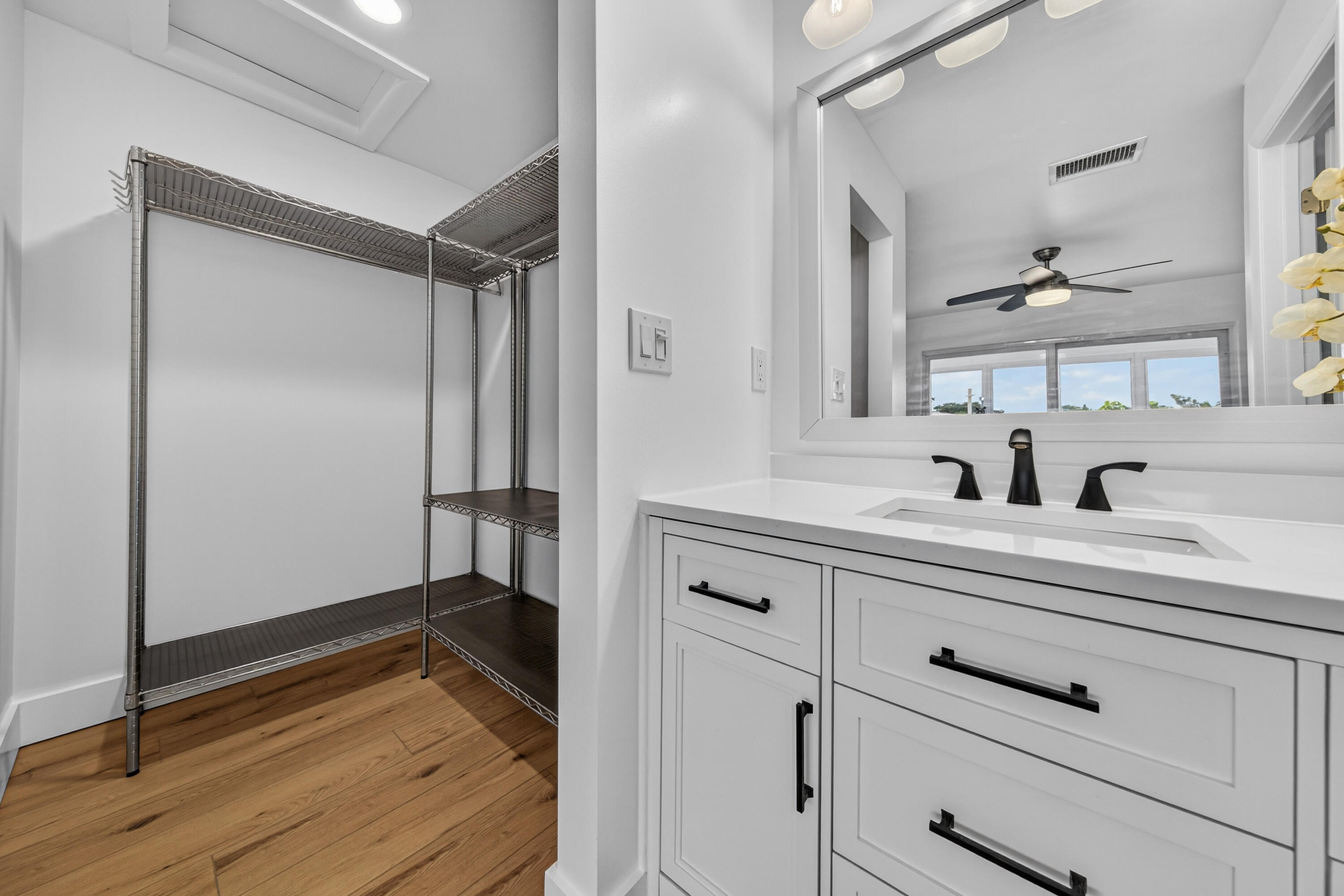 ROYAL PARK GARDENS I-J CONDO - Residential