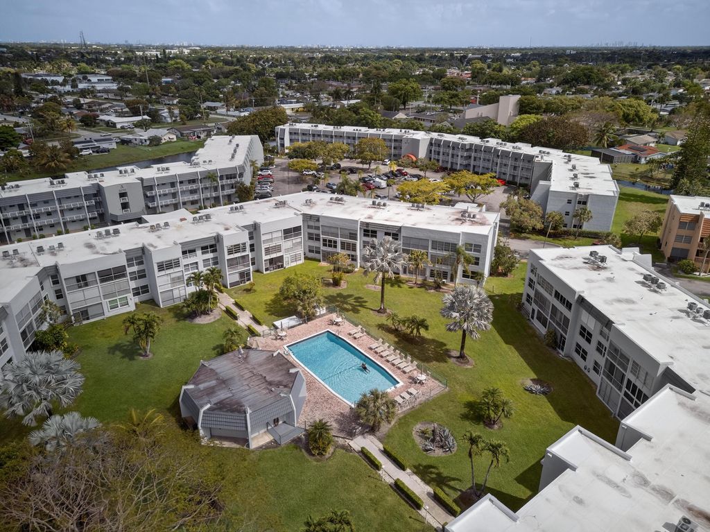 Photo of 6570 Royal Palm Boulevard #306j, Margate, FL 33063 (MLS # B26029361)