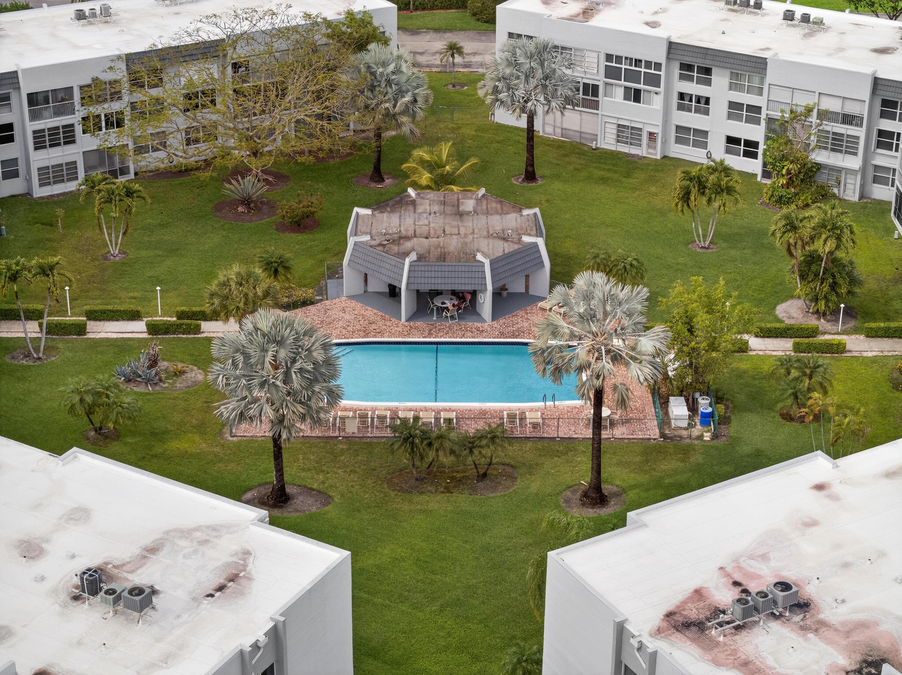 ROYAL PARK GARDENS I-J CONDO - Residential