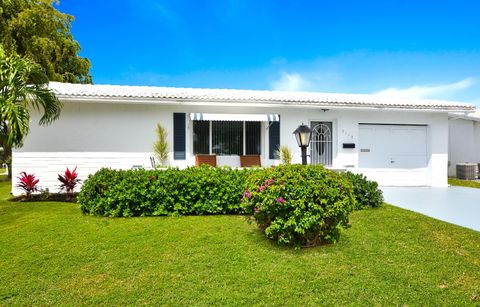 2113 SW 15th Street Boynton Beach FL 33426