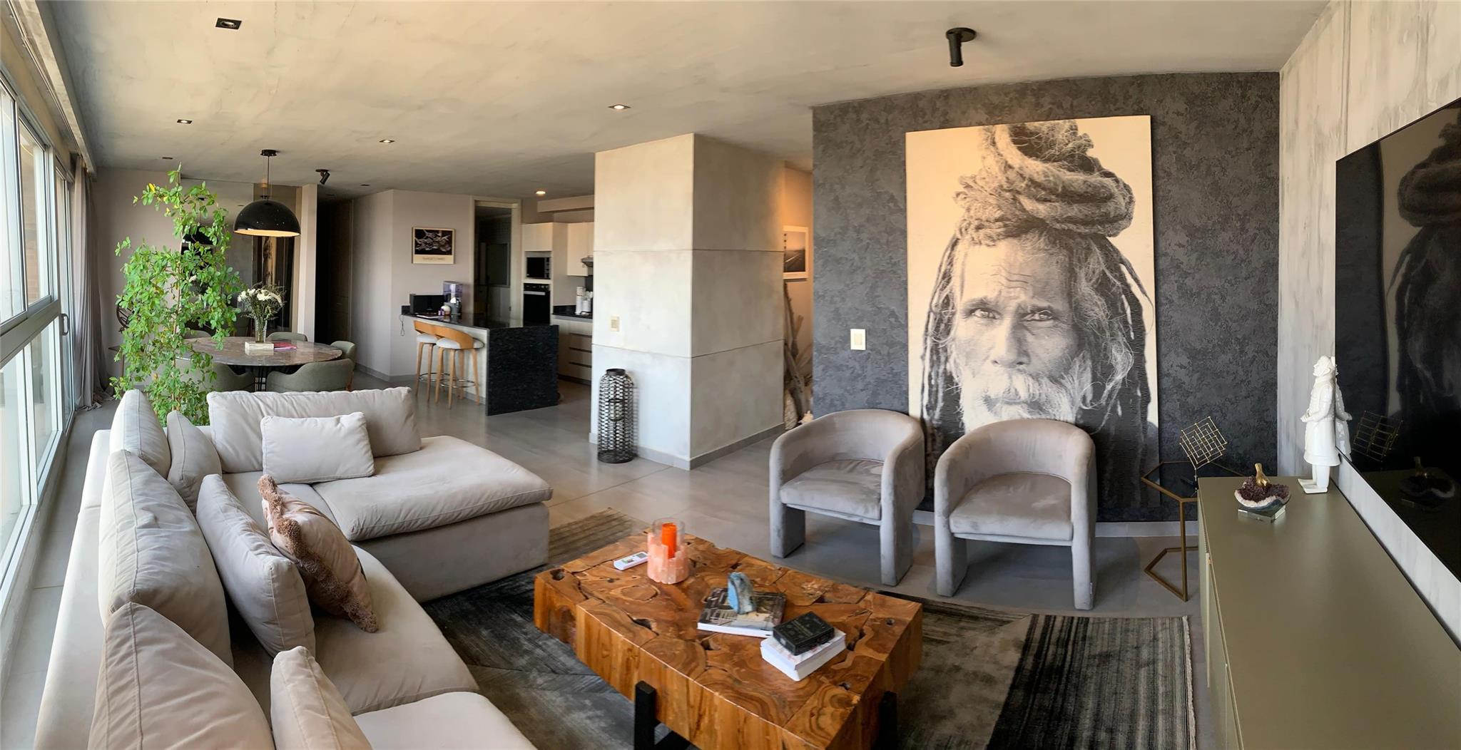 Apartment in Barranquilla, Colombia. Discover unparalleled luxury in this exquisite 3-bedroom apartment located on the prestigious VÃa Cartagena. Designed for an elevated lifestyle, each of the three bedrooms features its own en-suite bathroom, complemented by a guest bathroom, a dedicated studio, and a modern kitchen. The spacious living area flows seamlessly onto a private balcony, offering a perfect retreat. This home includes two parking spaces and two storage units, and the building's amenities are second to none—from the serene sauna and Turkish bath to the communal room, BBQ area, and courts for basketball and squash. A dedicated kids' game zone ensures enjoyment for all ages." Please if you are interesting send your best offer.