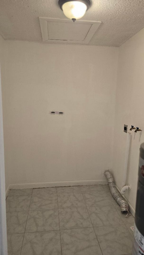 The Dells 64-40 B - Residential Lease