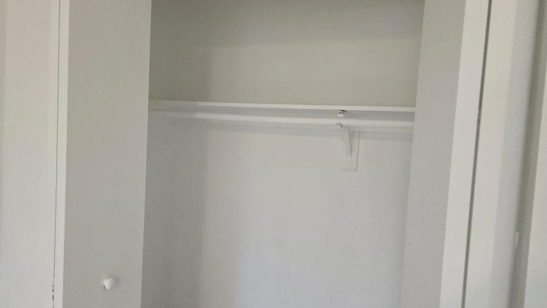 The Dells 64-40 B - Residential Lease